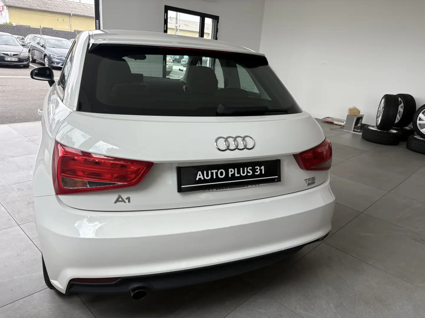 Audi A1 1.0 TFSI 95 ultra Active - 2