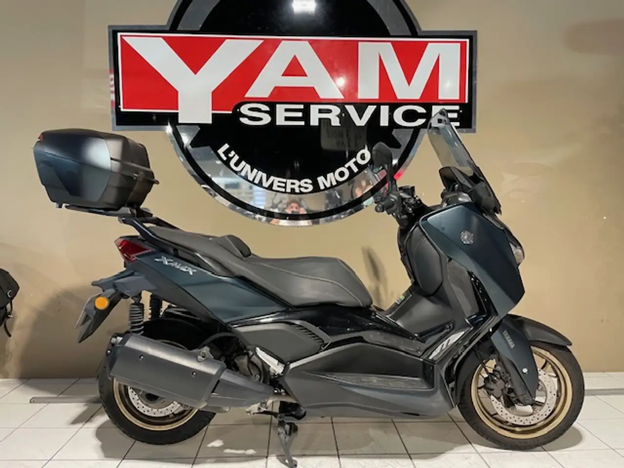 Yamaha X-Max 300