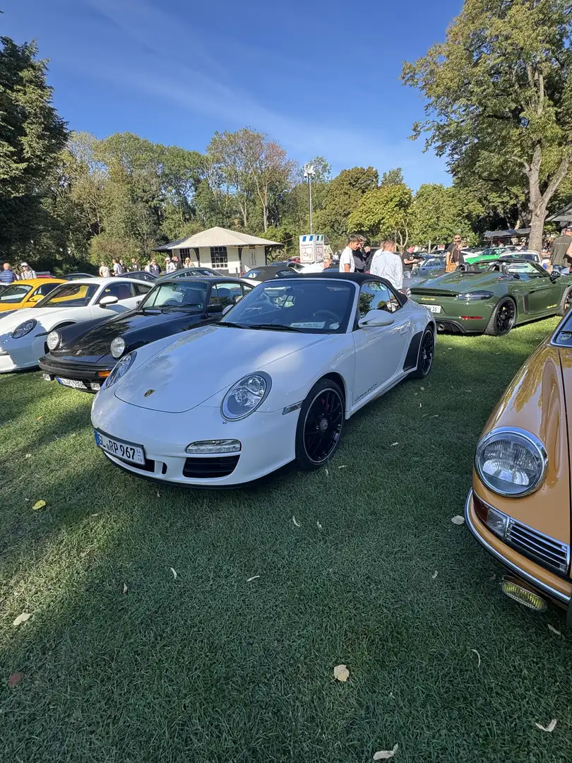 Porsche 997 911 Carrera GTS 4  Cabriolet PDK Weiß - 1