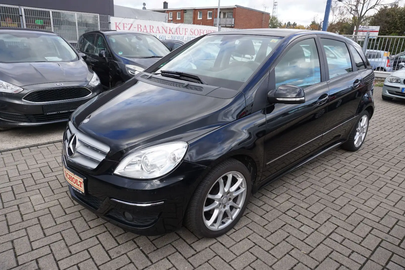 Mercedes-Benz B 180 B -Klasse B 180 Schwarz - 1