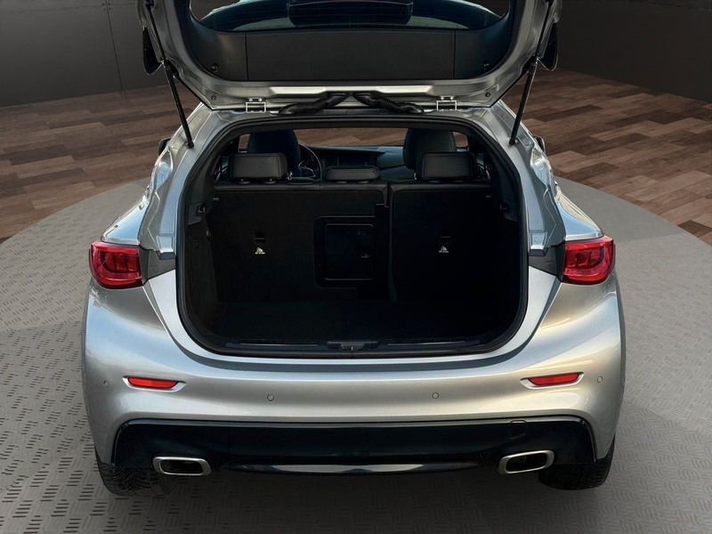 Infiniti Q30 2.2 d Sport AUT.°NAVI°PANO°KAMERA°ACC°MEMORY — photo 6