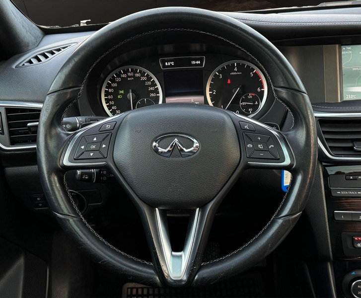 Infiniti Q30 2.2 d Sport AUT.°NAVI°PANO°KAMERA°ACC°MEMORY — photo 12