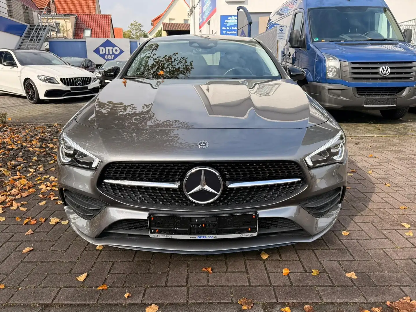 Mercedes-Benz CLA 200 7G-DCT/AMG/NIGHT/MBUX/NAVI/LED Gris - 2