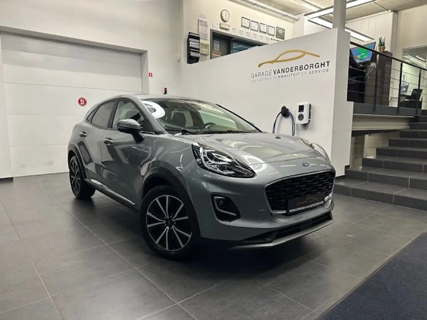 Ford Puma TITANIUM HYBRIDE BENZINE Argento - 1