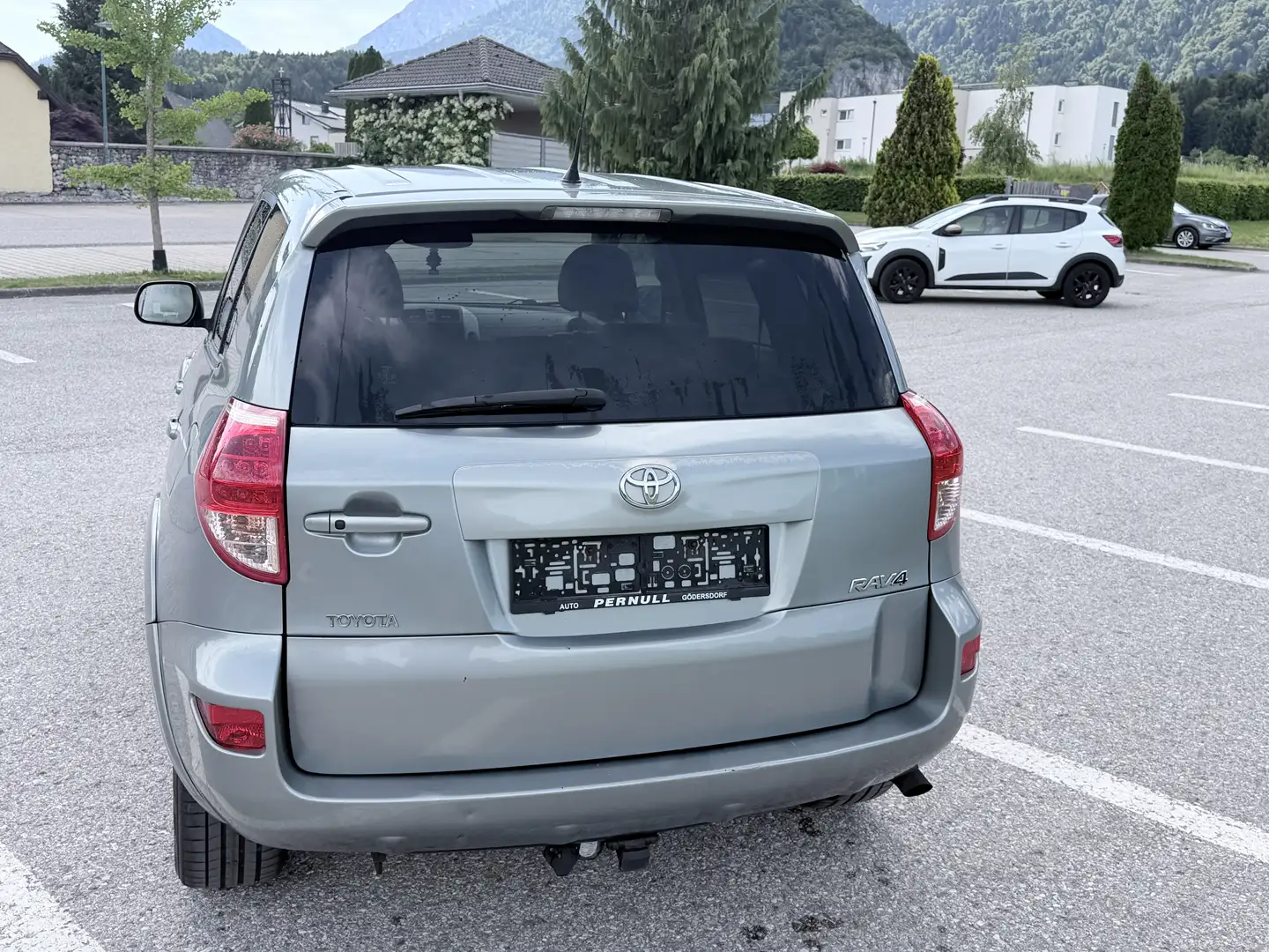 Toyota RAV 4 RAV4 2,2 D-4D 180 4WD Komfort - 2