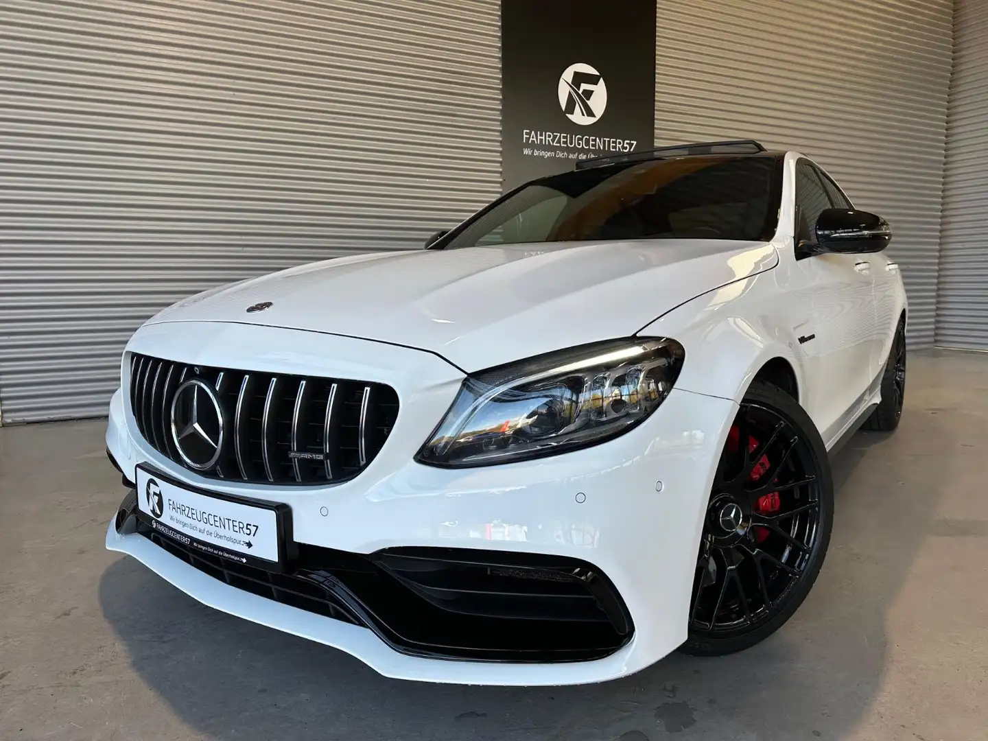 Mercedes-Benz C 63 AMG C 63s AMG FACELIFT/DISTRONIC/360°/BURMESTER/HUD White - 1