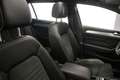 Volkswagen Passat Variant R-Line Business 1.5 TSI 150pk DSG Automaat Trekhaa Zwart - thumbnail 44