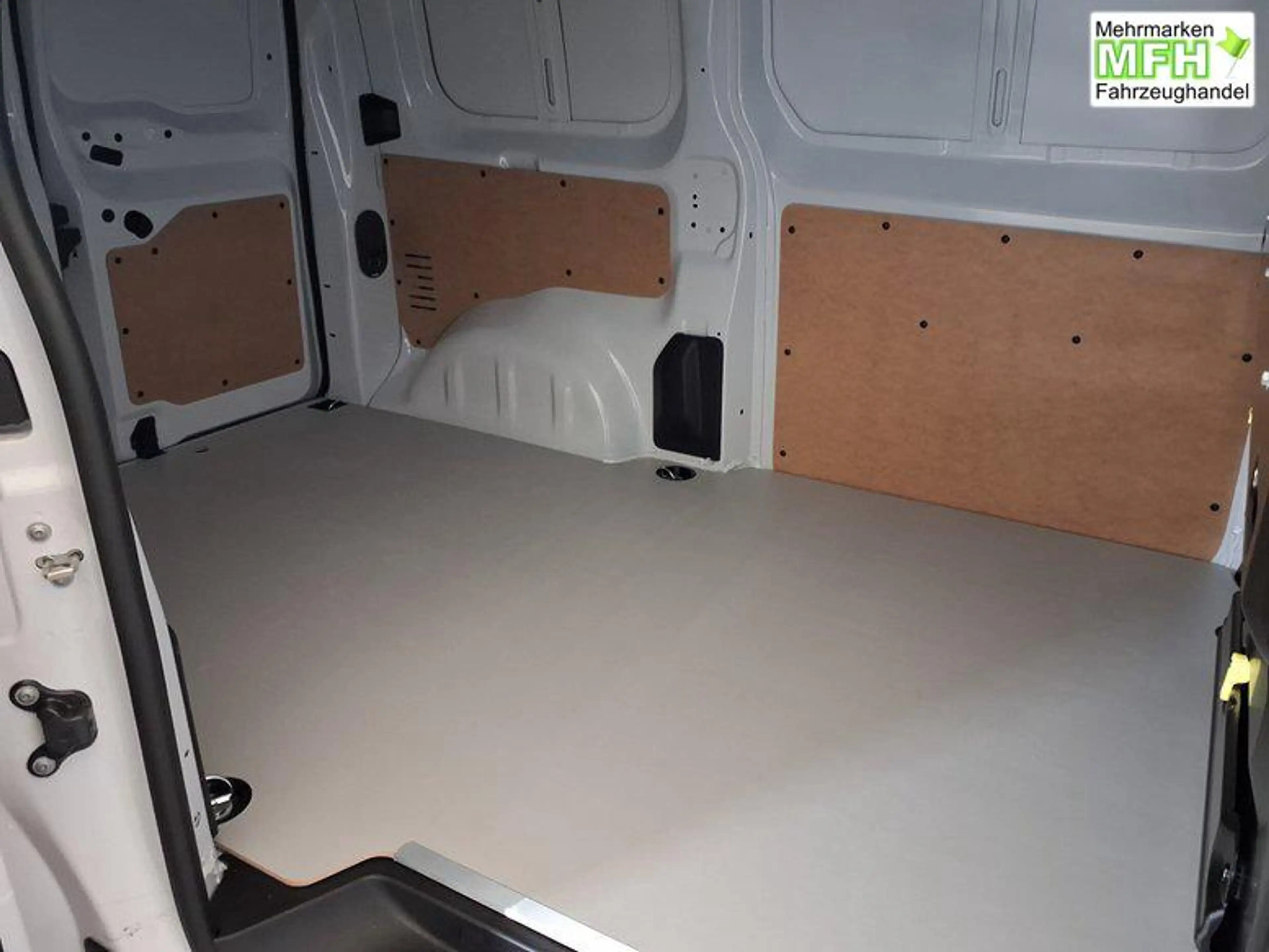 Opel Vivaro Kastenwagen M (L2) 1.5 Diesel 120 6-Gang 88 kW ... — photo 14
