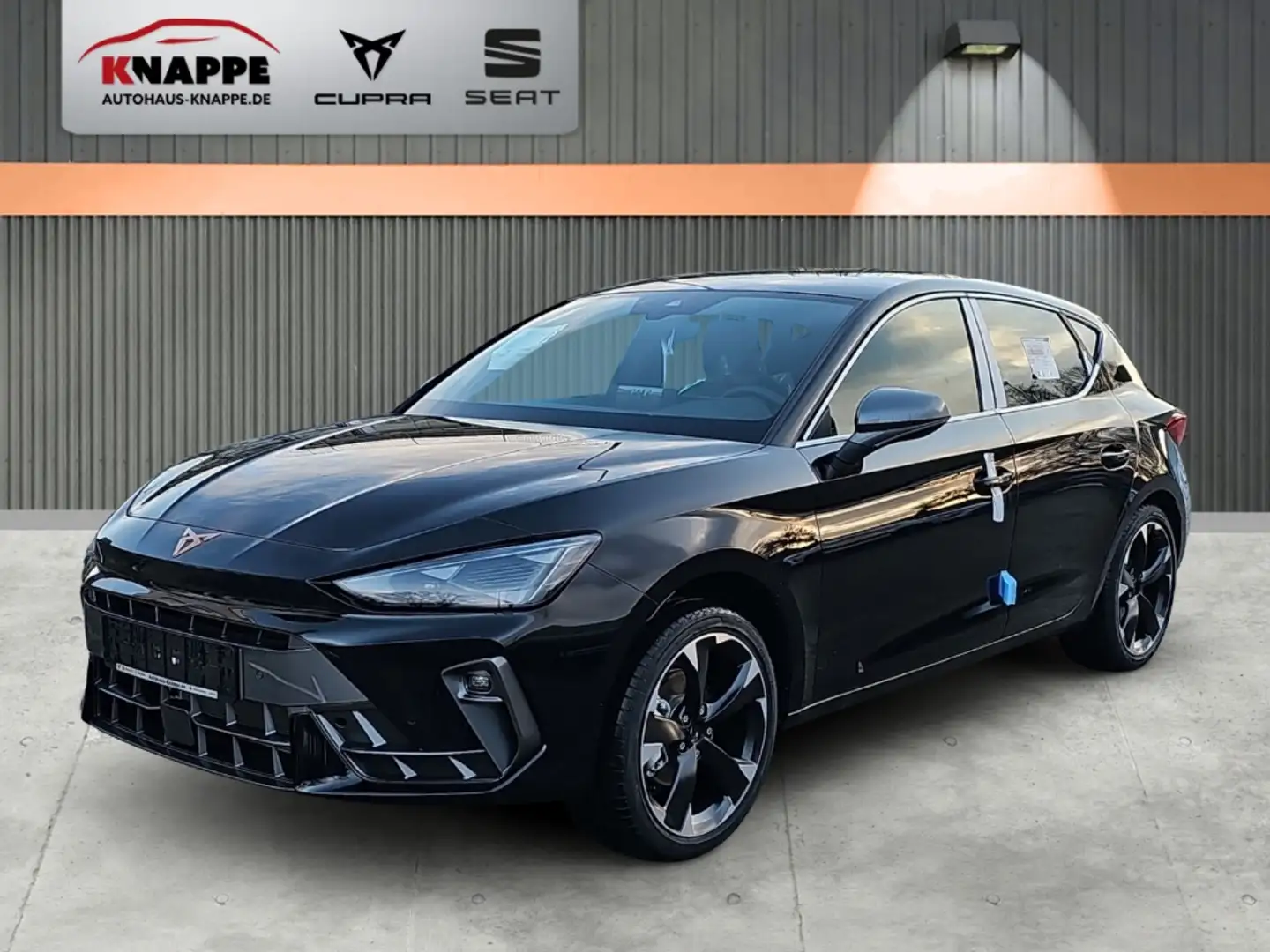 CUPRA Leon 1.5 eTSI DSG Navi Kamera Toterwinkl Sitzheizung Schwarz - 1