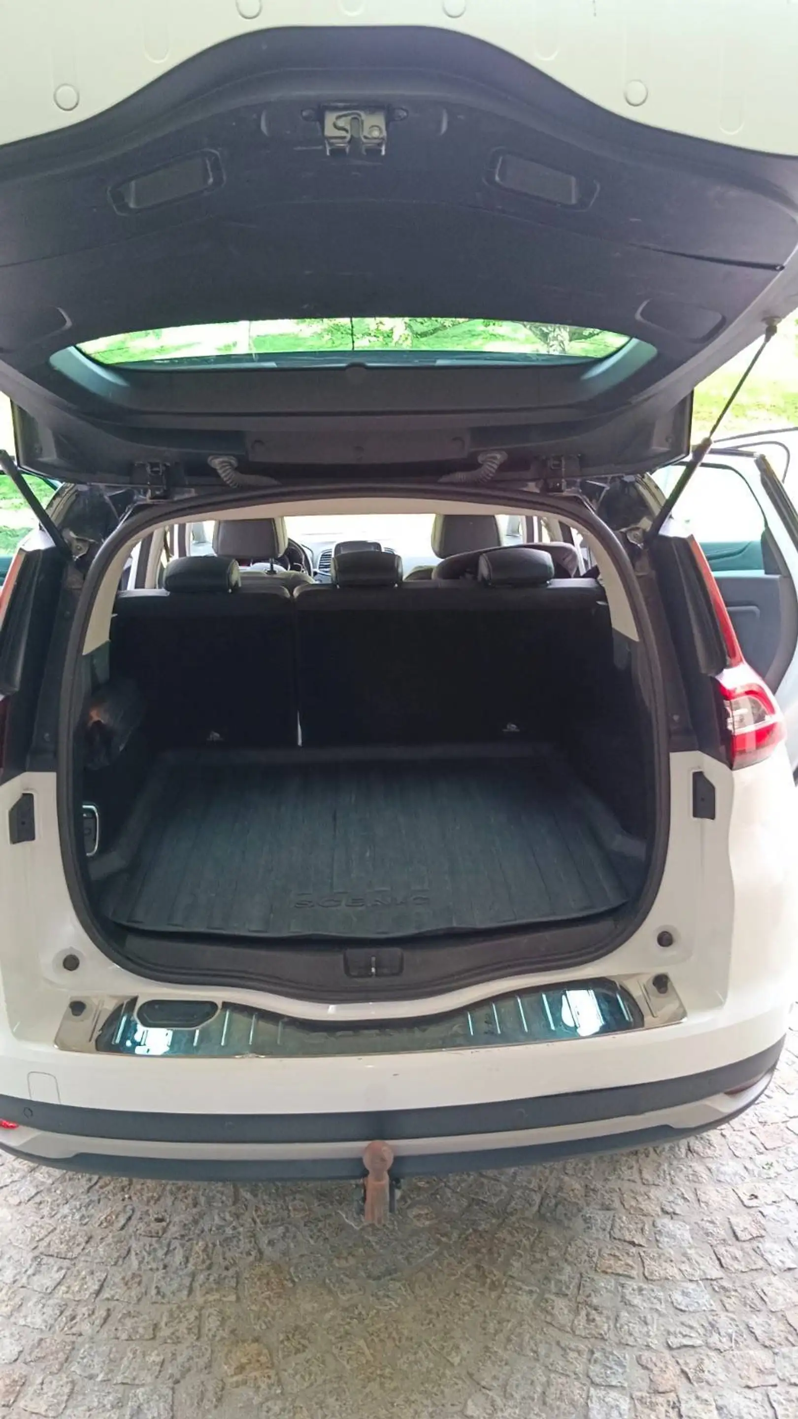 Renault Grand Scenic Grand Scenic Blue dCi 120 BOSE — photo 4