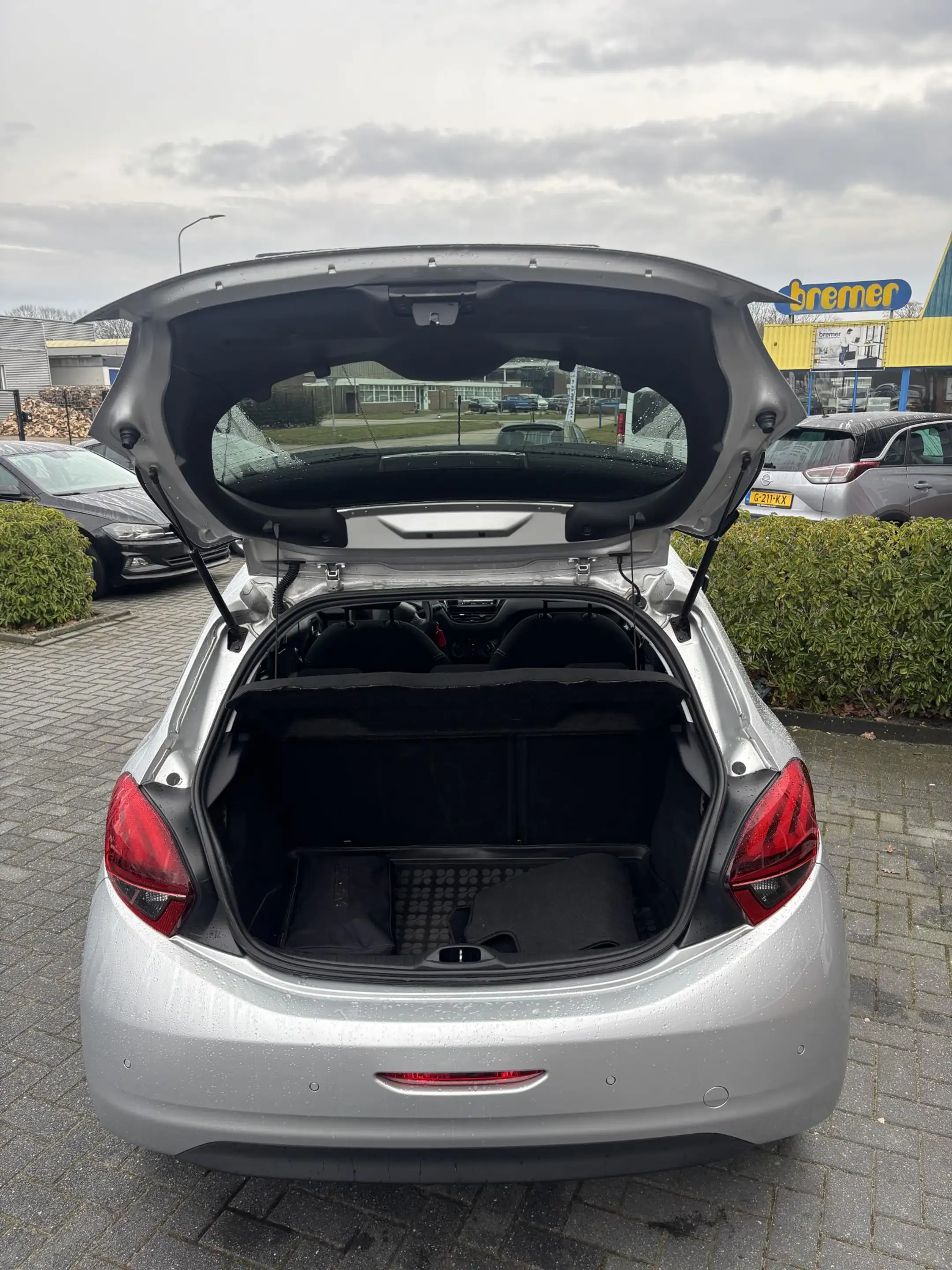 Peugeot 208 1.2 PureTech Blue Lion |Goed Onderhouden|Cruise & — photo 21