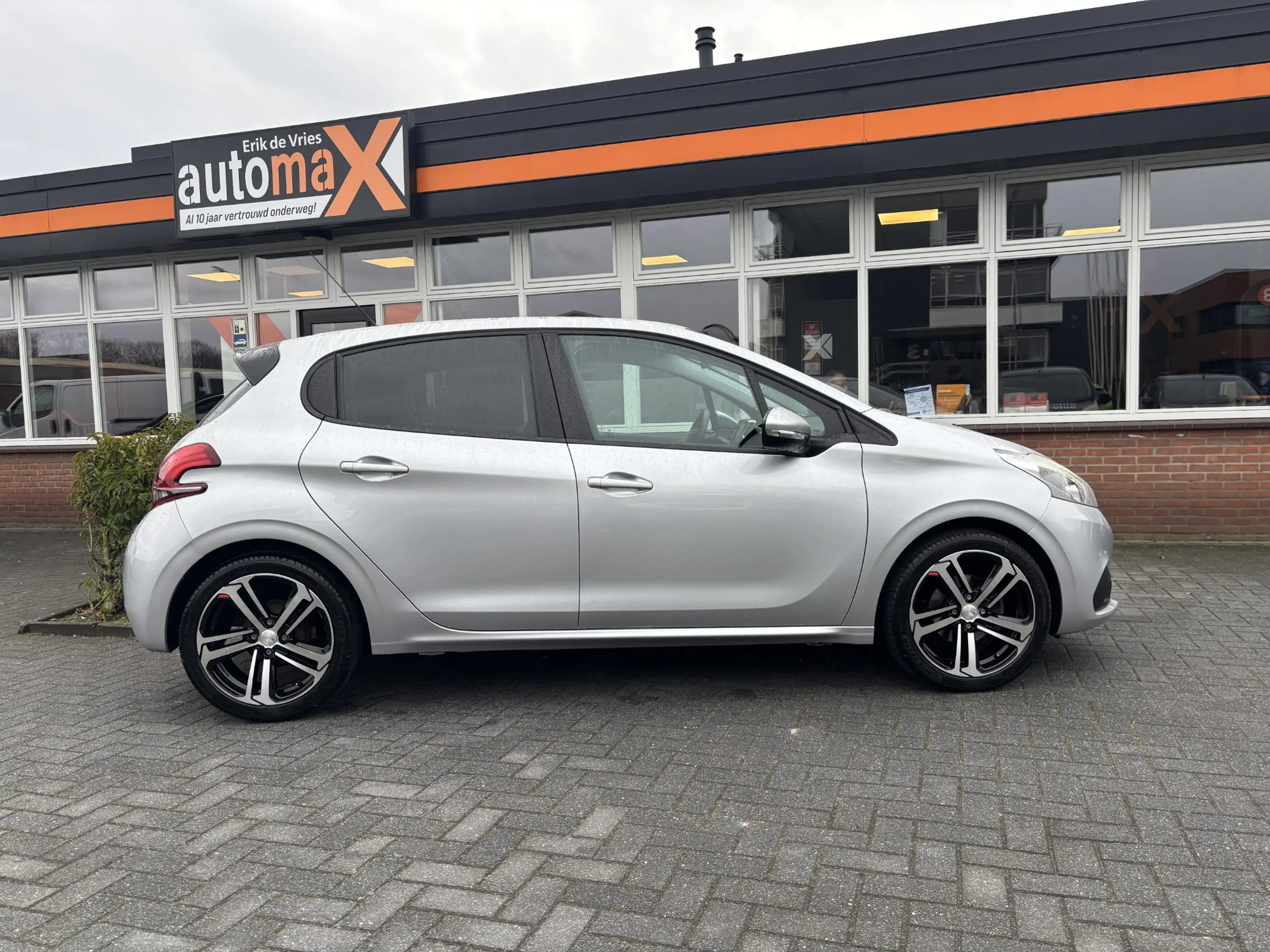 Peugeot 208 1.2 PureTech Blue Lion |Goed Onderhouden|Cruise & — photo 4
