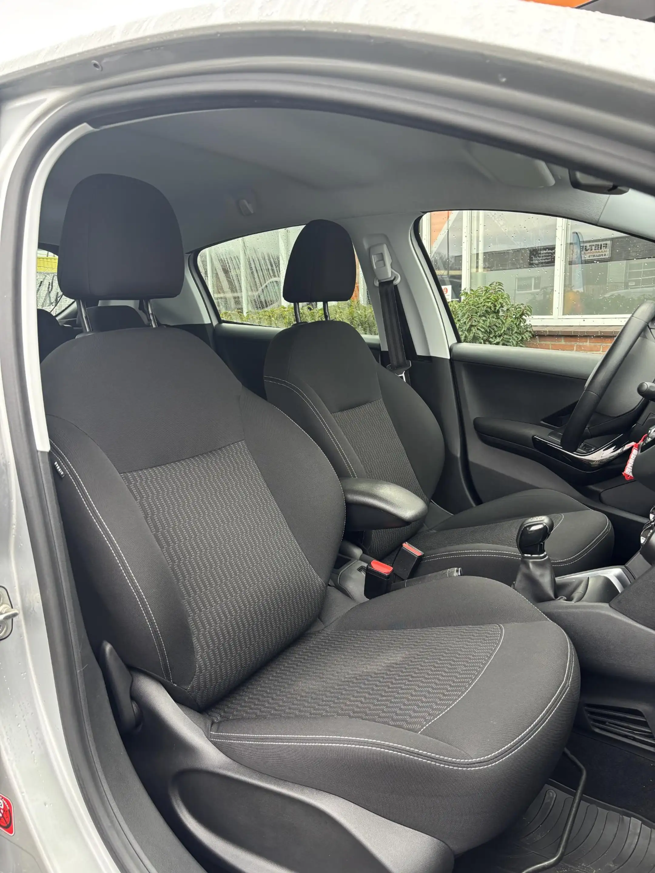 Peugeot 208 1.2 PureTech Blue Lion |Goed Onderhouden|Cruise & — photo 23