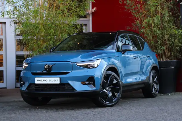 Volvo EX40 Single Motor Extended Range Ultra 82 kWh | Trekhaa