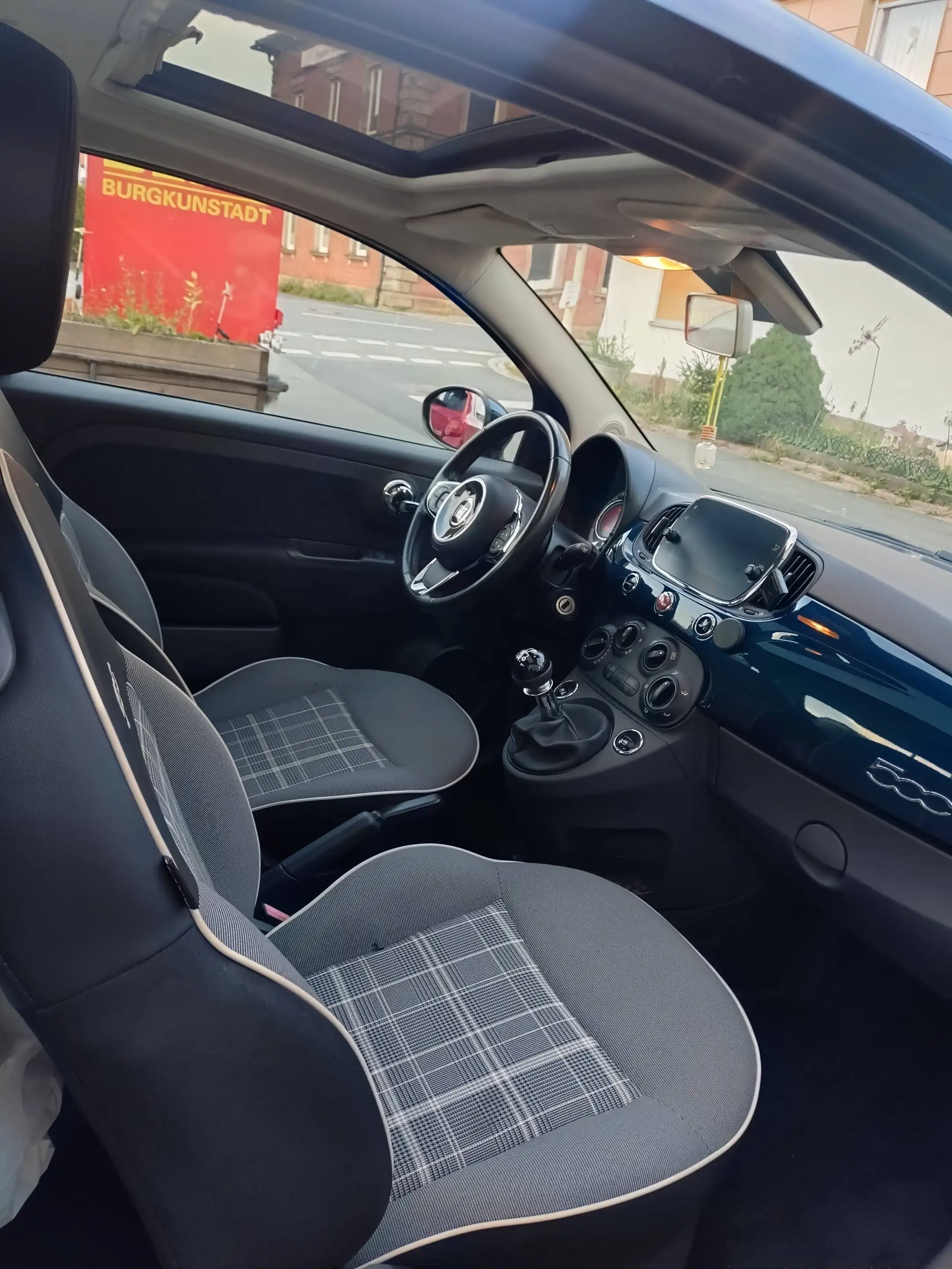 Fiat 500 Lounge — photo 13