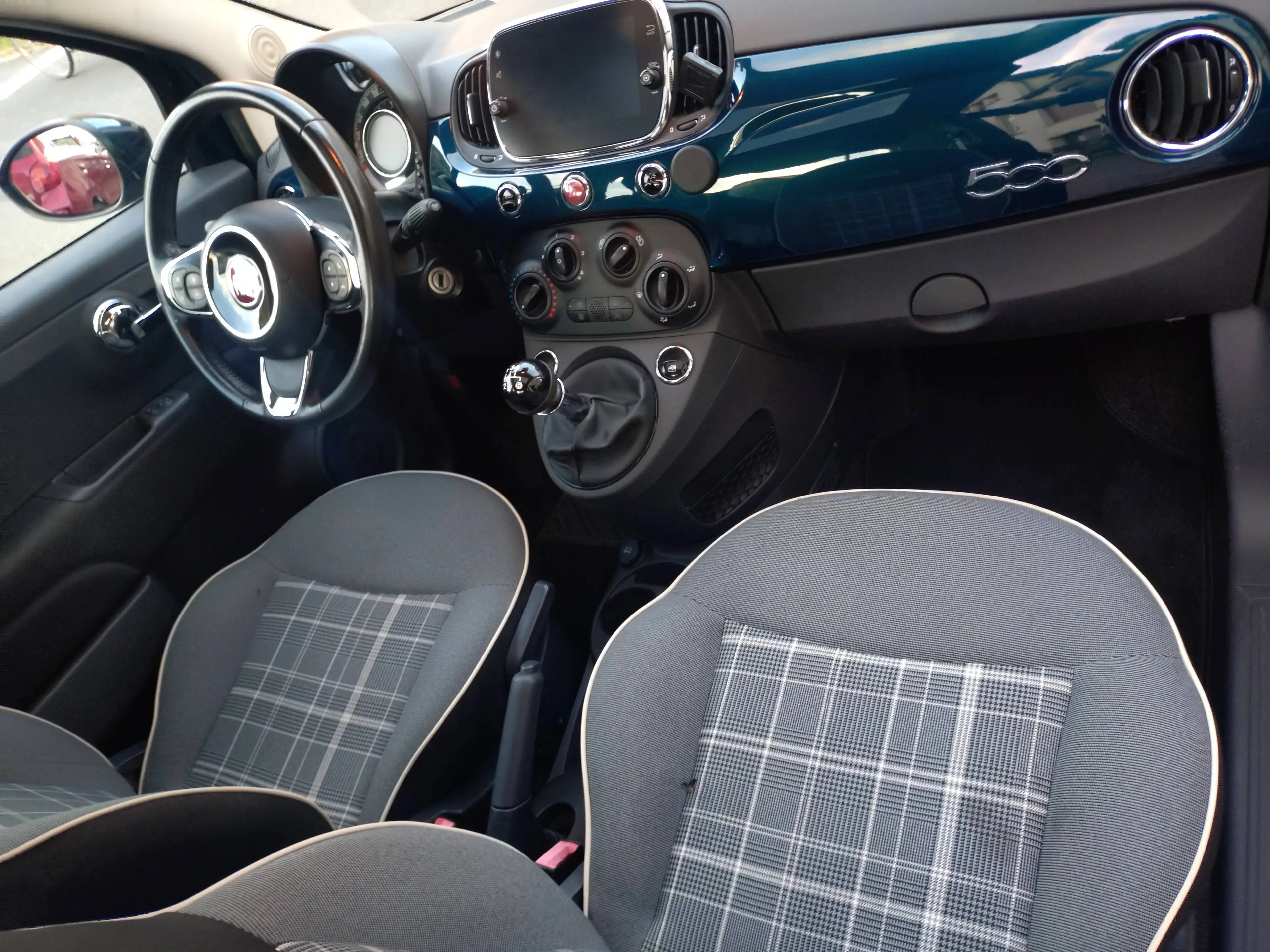 Fiat 500 Lounge — photo 14