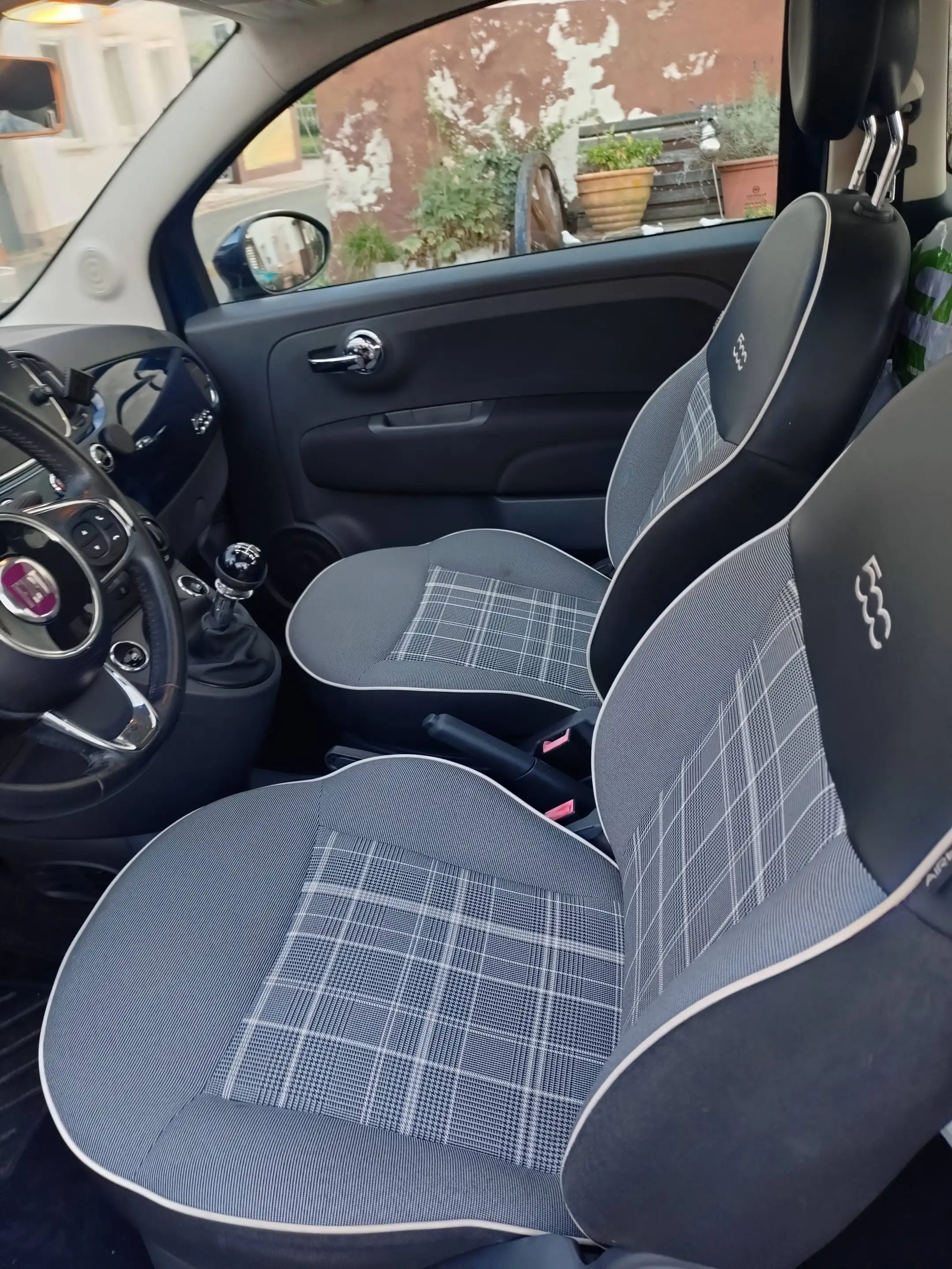 Fiat 500 Lounge — photo 3
