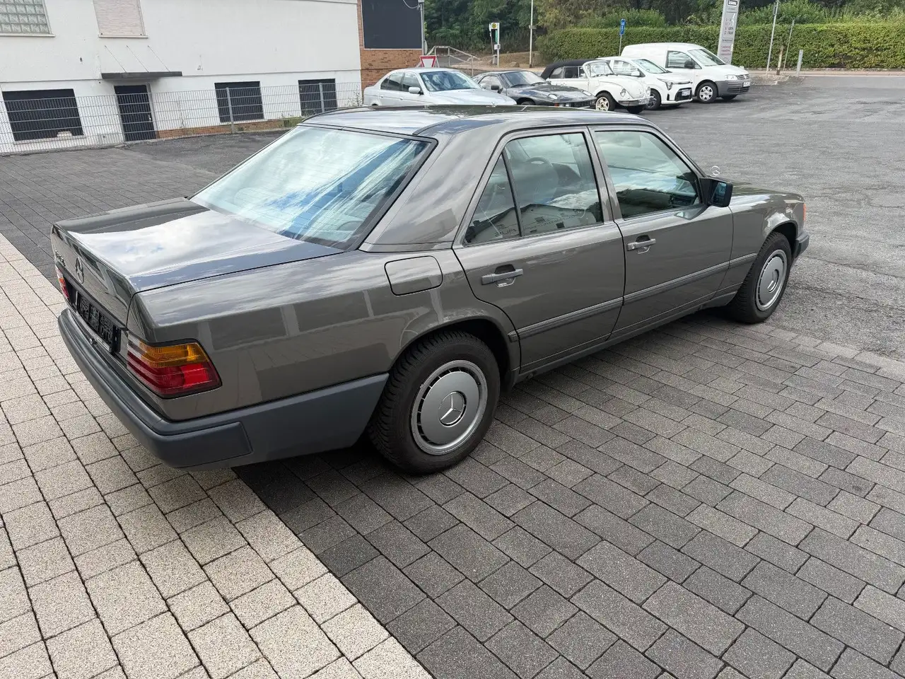 Mercedes-Benz 260 E H-Zulassung, foto 6