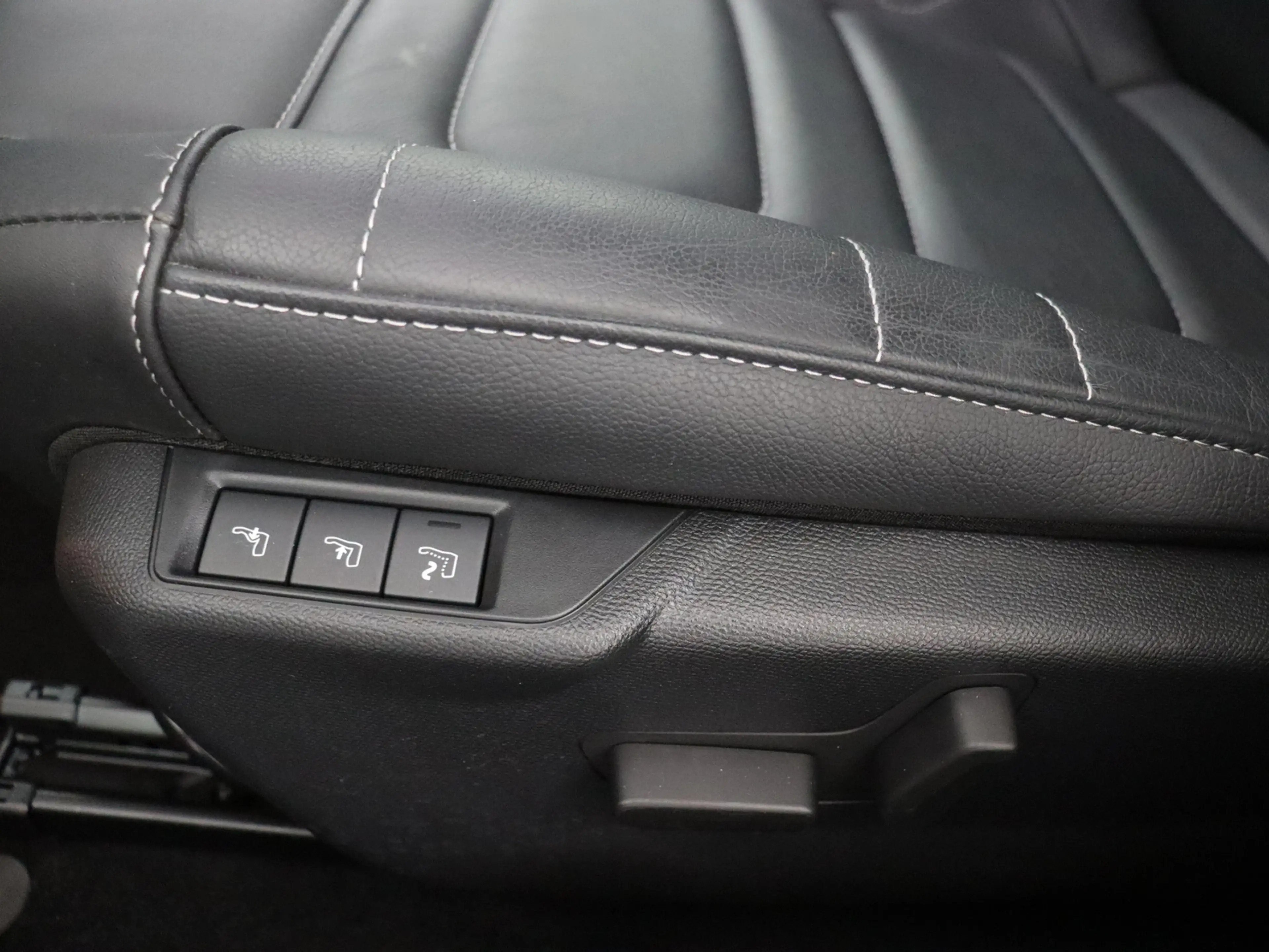 Citroen C4 X 1.2 Puretech Shine afnb Trekhaak, Apple Carplay/An — photo 22
