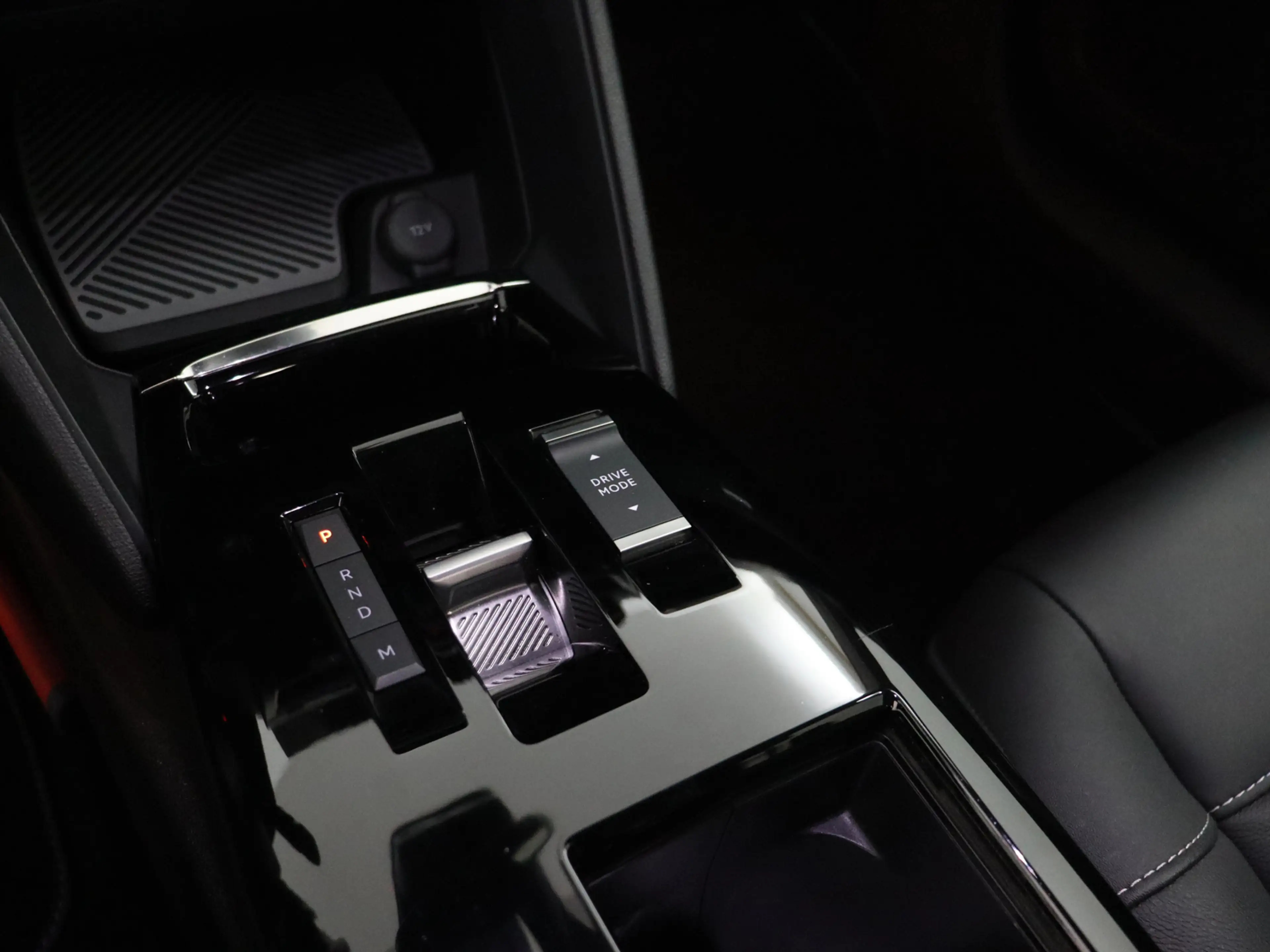 Citroen C4 X 1.2 Puretech Shine afnb Trekhaak, Apple Carplay/An — photo 27