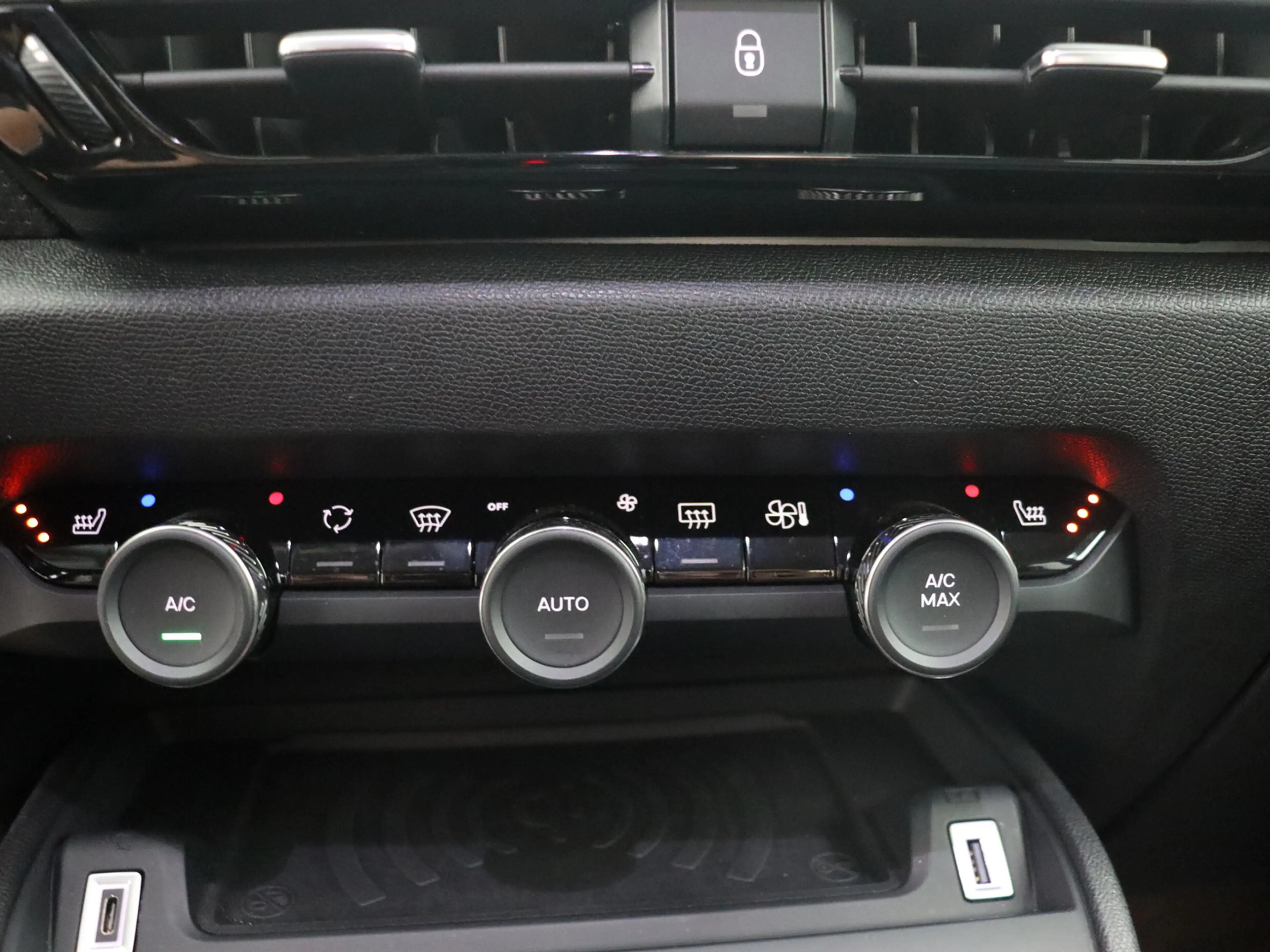 Citroen C4 X 1.2 Puretech Shine afnb Trekhaak, Apple Carplay/An — photo 44