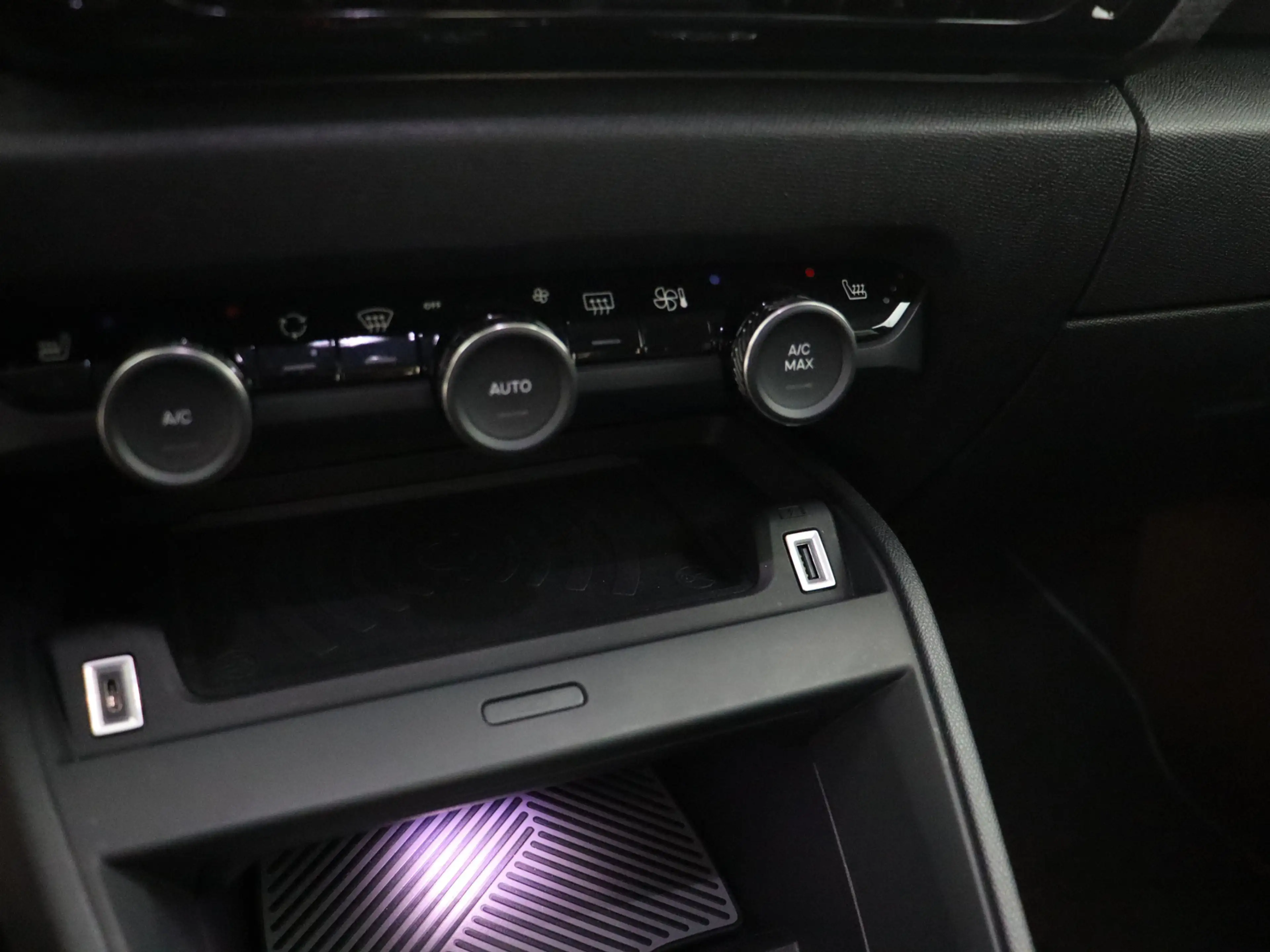 Citroen C4 X 1.2 Puretech Shine afnb Trekhaak, Apple Carplay/An — photo 47