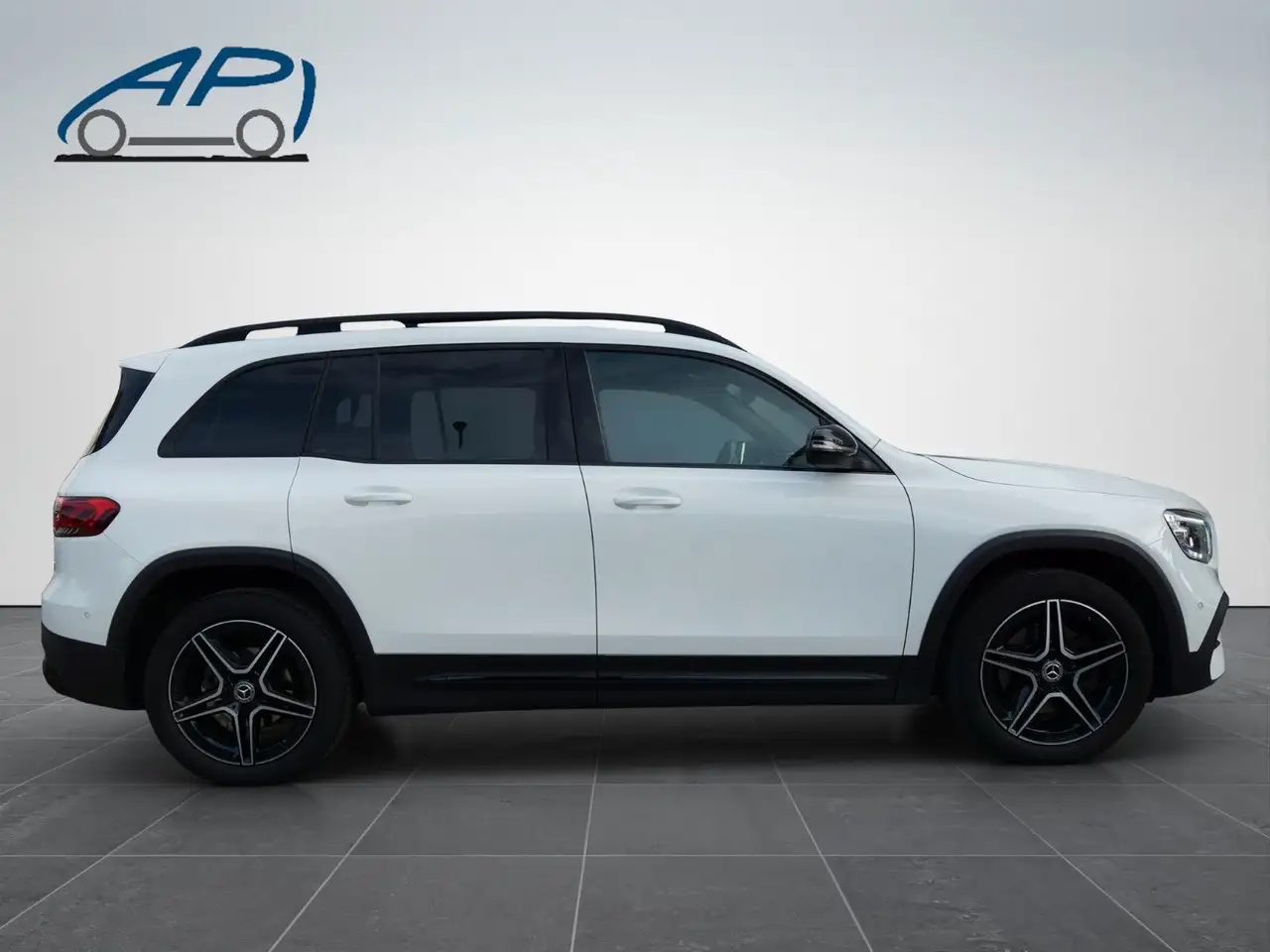 2022 Mercedes-Benz GLB 200 d AMG Line Pano Park+Night Paket LED AHK, photograph 3