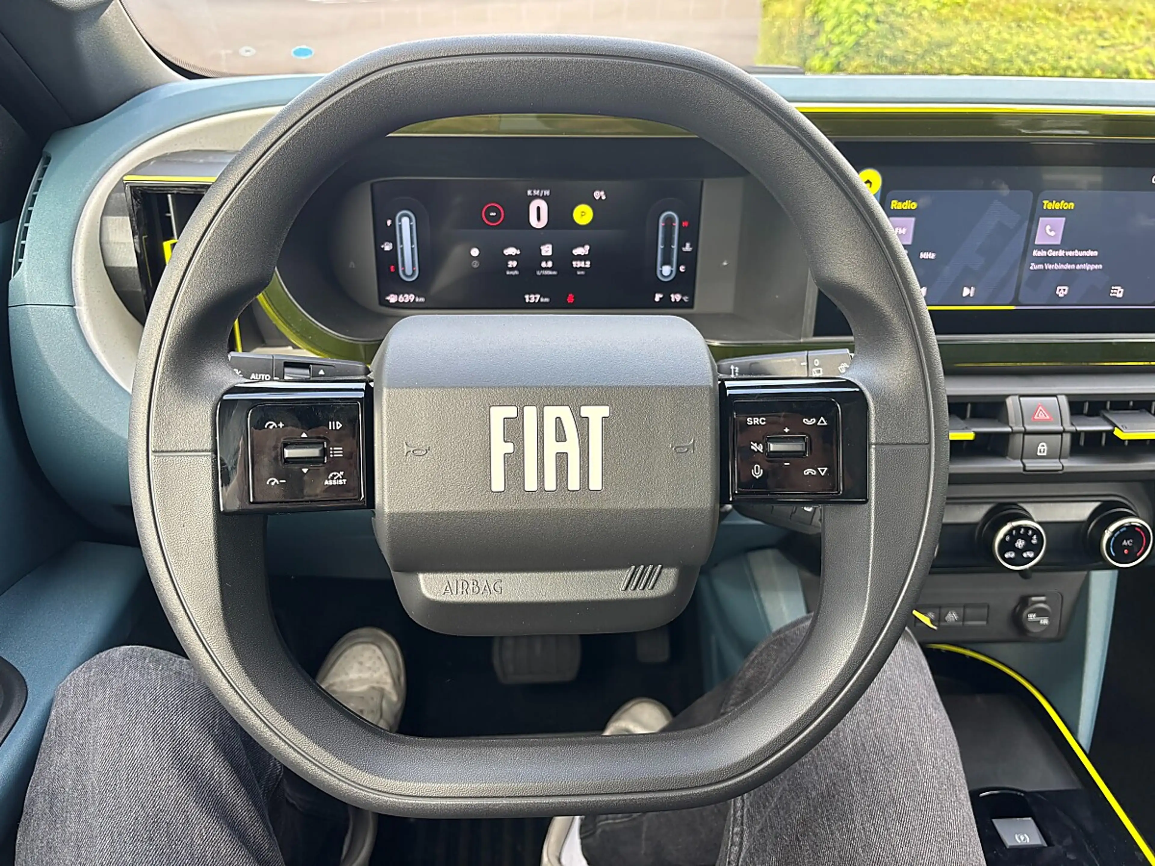 Fiat Grande Panda Hybrid mHEV 110 6-Gang eDCT Icon — photo 9