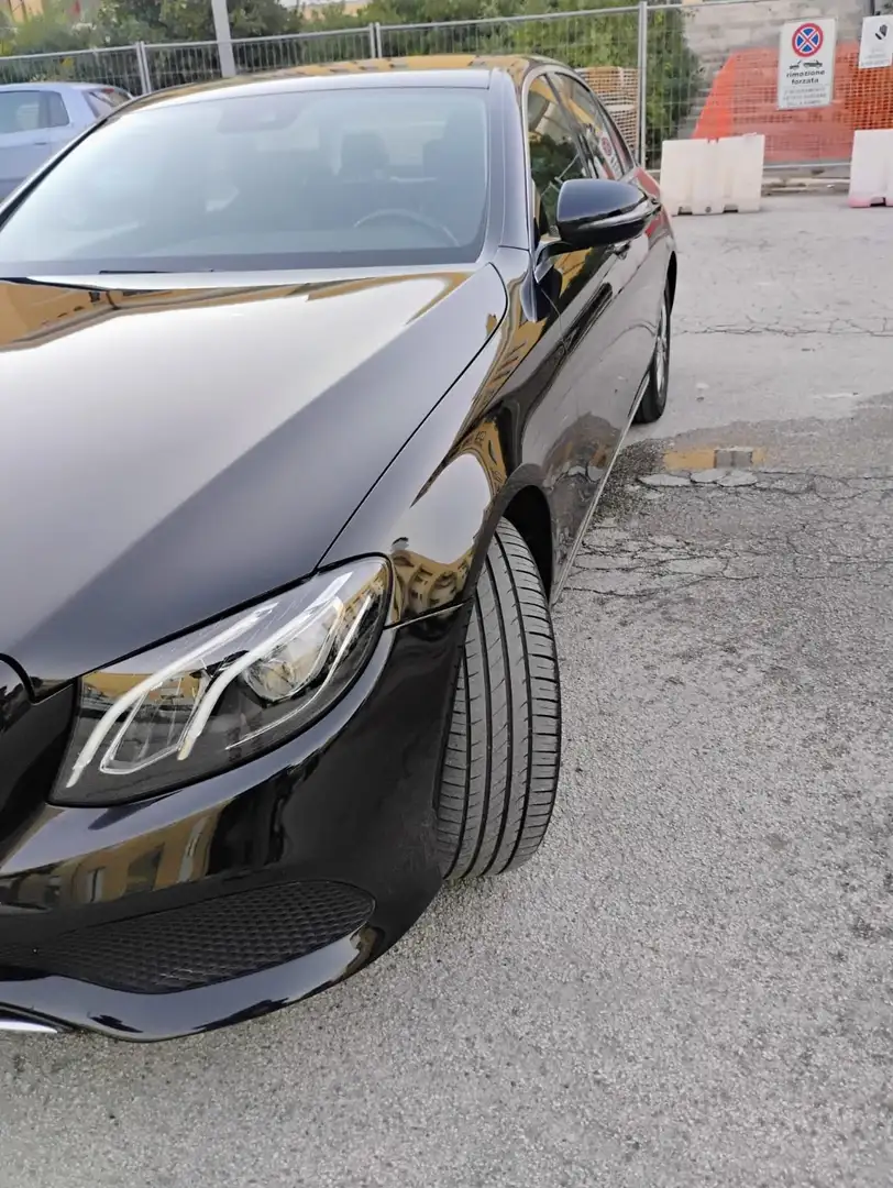 Mercedes-Benz E 200 Classe E Nero - 2