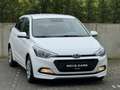 Hyundai i20 75pk benzine manueel - AIRCO / 12M GARANTIE Blanc - thumbnail 1
