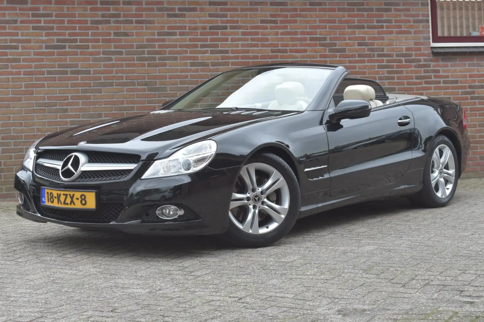Mercedes-Benz SL 350 '08 Xenon Leder Clima Cruise Inruil mogelijk Černá - 1