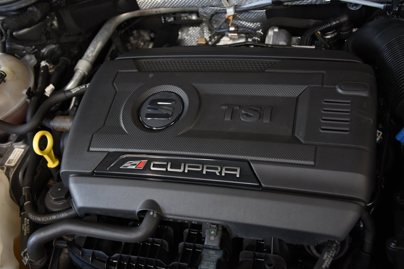 SEAT Leon ST 2.0 TSI CUPRA 300 4DRIVE *Pano*Camera*Keyless*A — photo 6