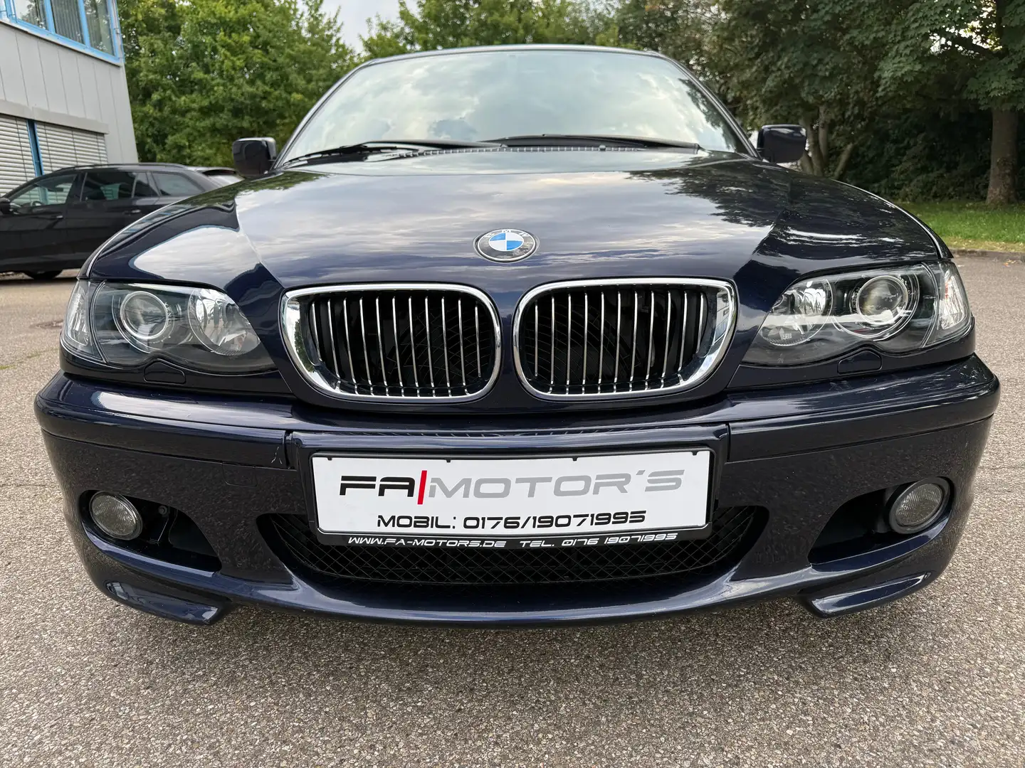 BMW 325 BMW 325i Aut. Limo M-Sportpaket II*Xenon*Leder*SHZ Blau - 2