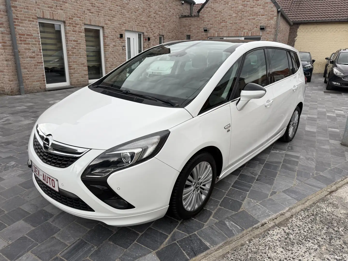 Opel Zafira Tourer Zafira 1.6 CDTi*OPC*TOIT PANO*GPS*CLiM*etc... Blanc - 1