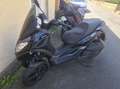 Piaggio MP3 300 Schwarz - thumbnail 2