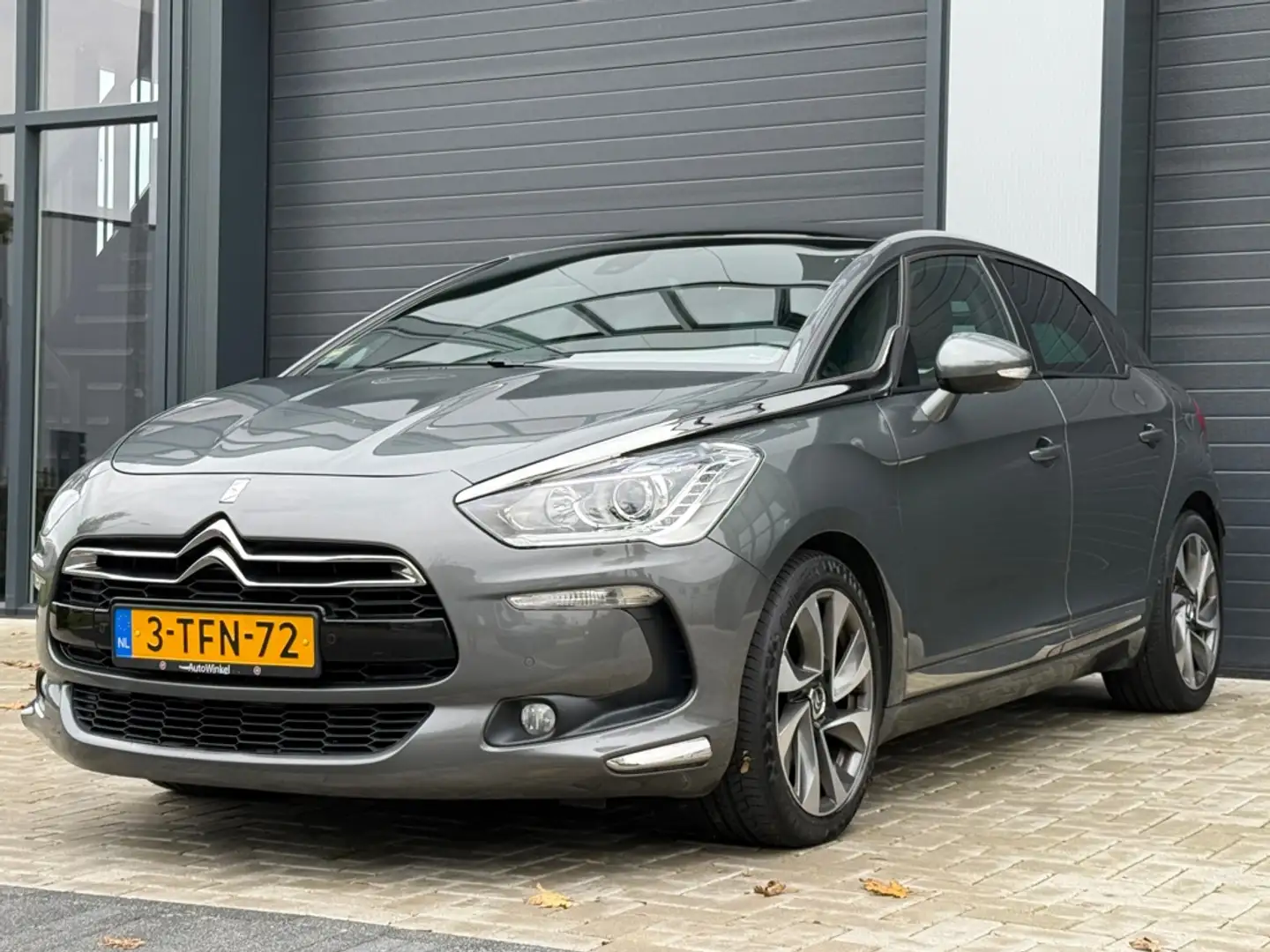Citroen DS5 1.6 THP So Chic Massage / Pano / Trekhaak Gris - 2