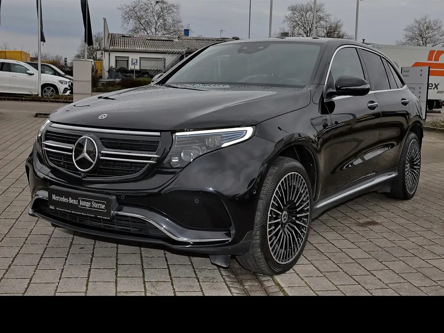 Mercedes-Benz EQC 400 4M AMG Line 360°+Allrad+M-LED+HUD Schwarz - 1