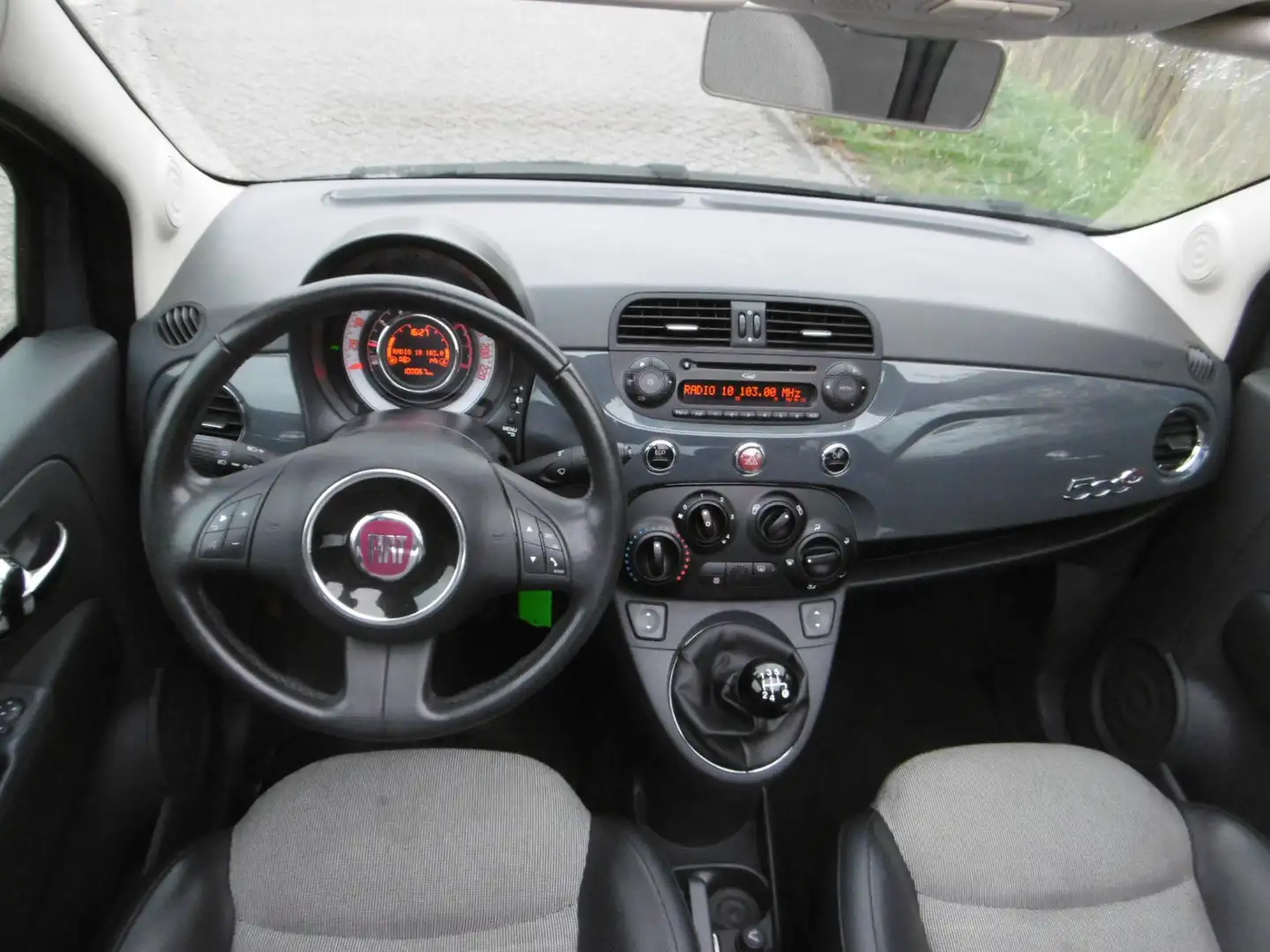 Fiat 500C Cabrio 0.9 TwinAir Turbo S Lounge Airco PDC 99.000 Grau - 2