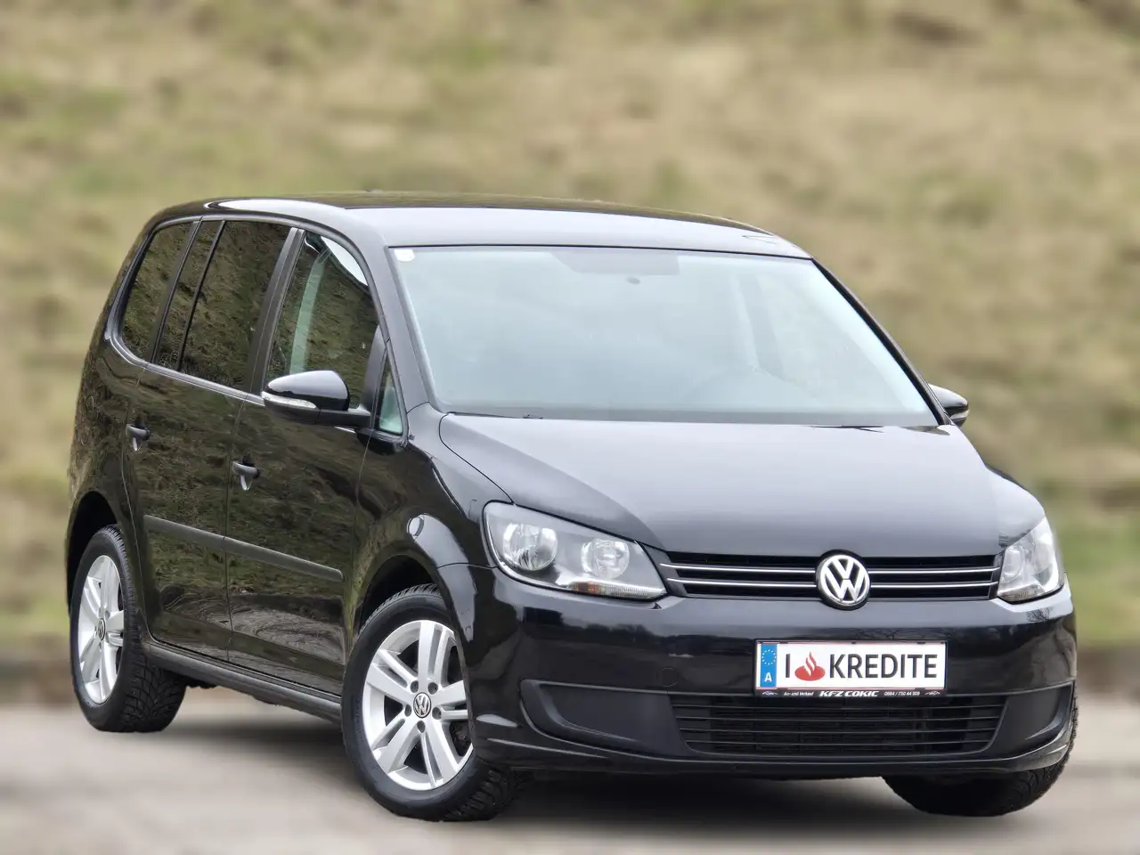 Volkswagen Touran Trendline Kredit – Bild 2