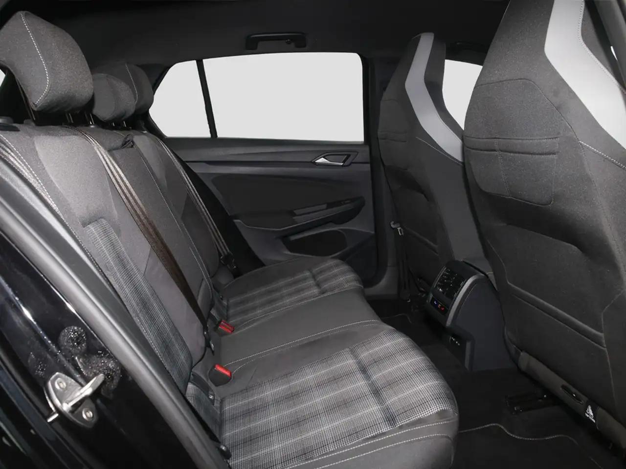 Volkswagen Golf GTD 2.0 TDI DSG Navi/Matrix/RFK 10