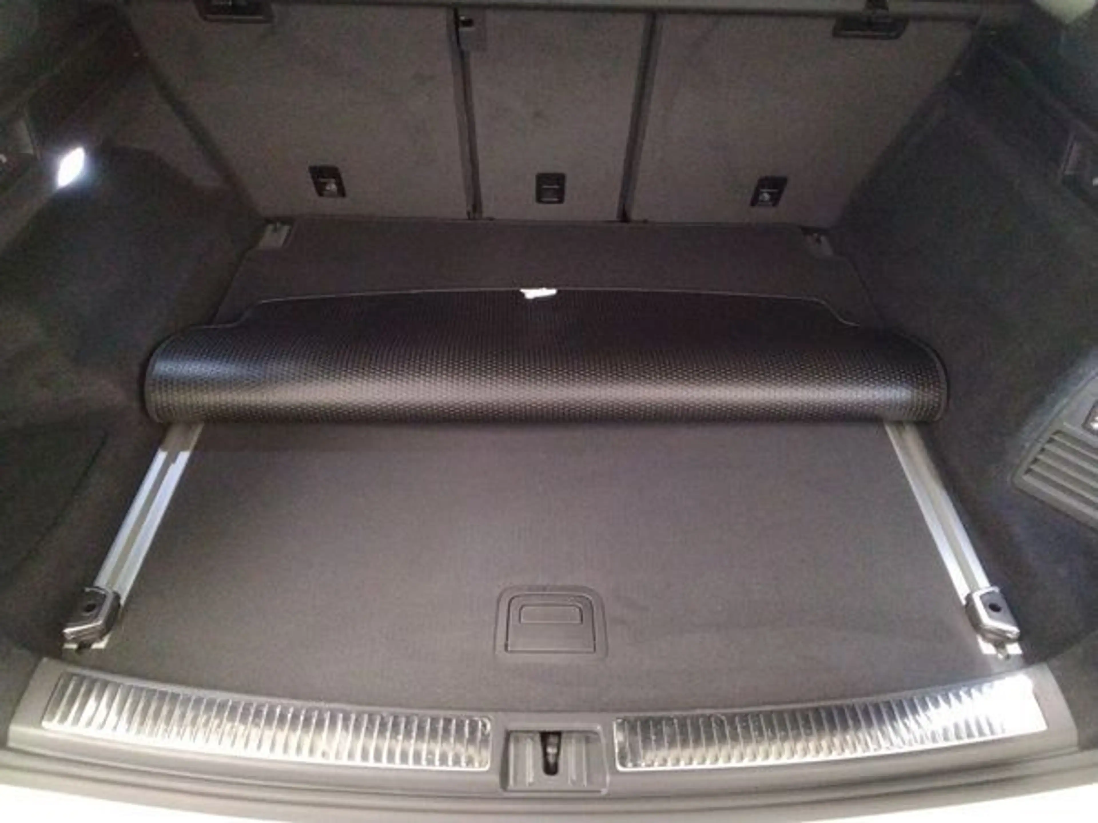 Volkswagen Touareg FINAL EDITION 3.0TDI 286PS NP.113T AHK.PANO.STDHZG — photo 8