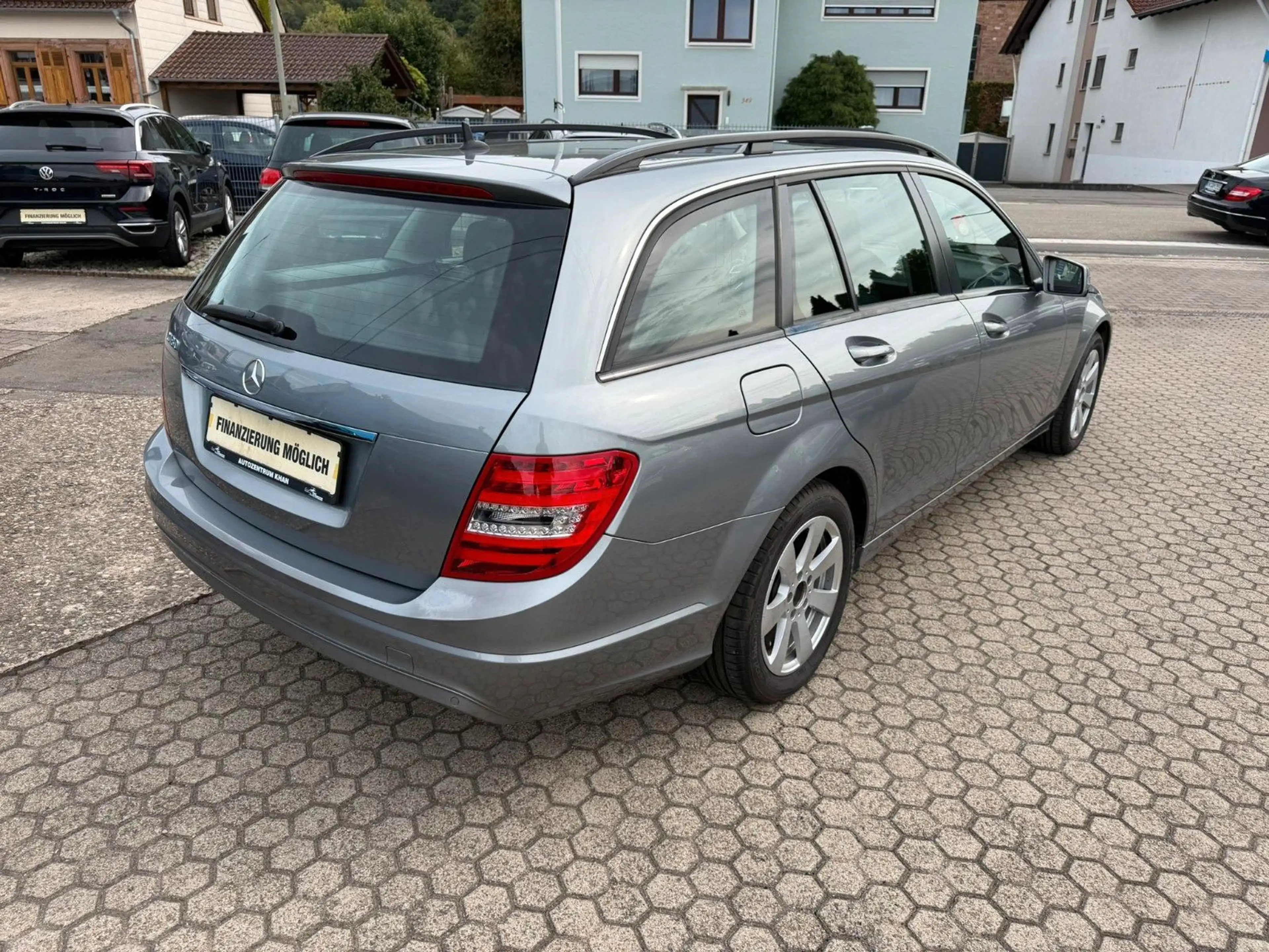 Mercedes-Benz C 180 CGI BlueEfficiency — photo 7