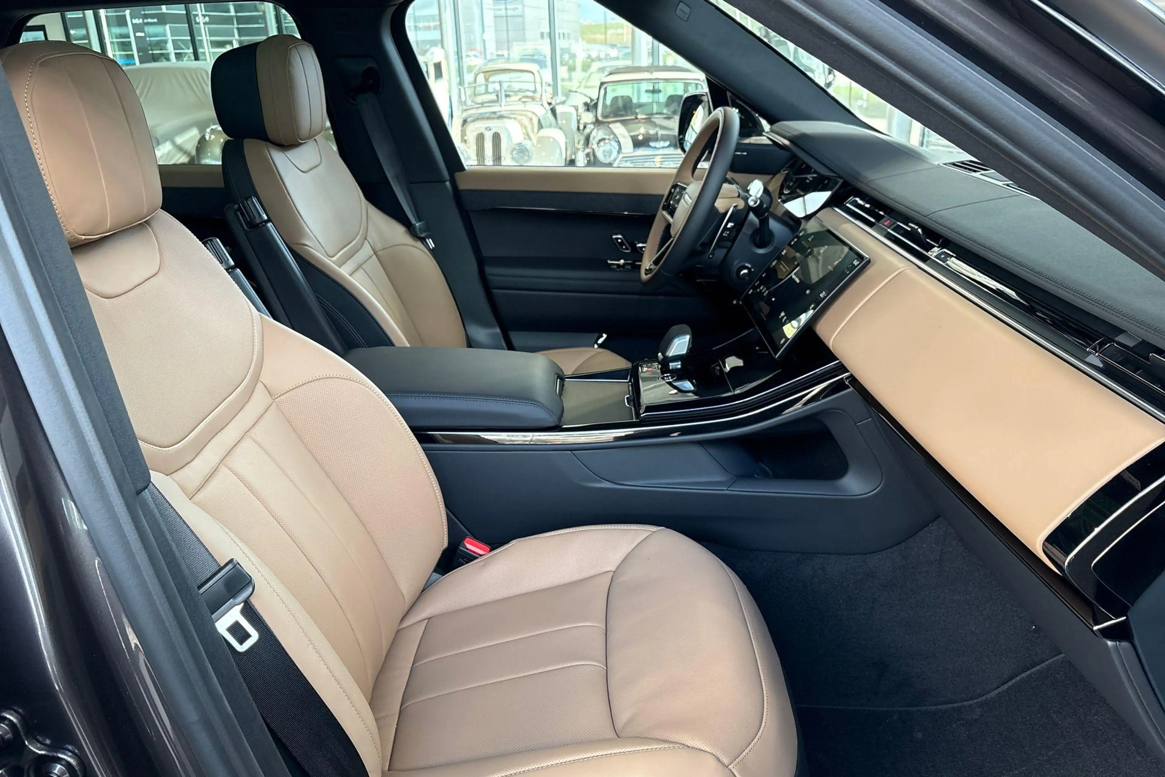 Land Rover Range Rover Sport P460e Dynamic SE | PANO | 22 INCH | STOELKOELING | — photo 3