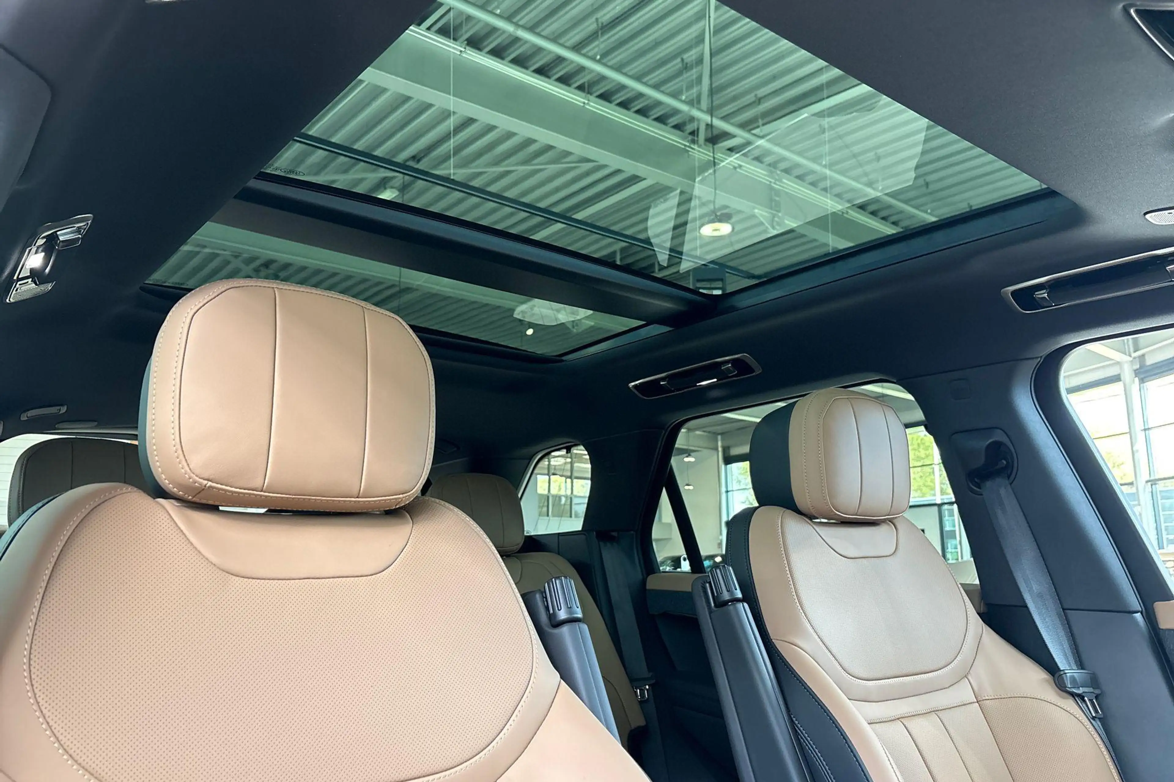 Land Rover Range Rover Sport P460e Dynamic SE | PANO | 22 INCH | STOELKOELING | — photo 13