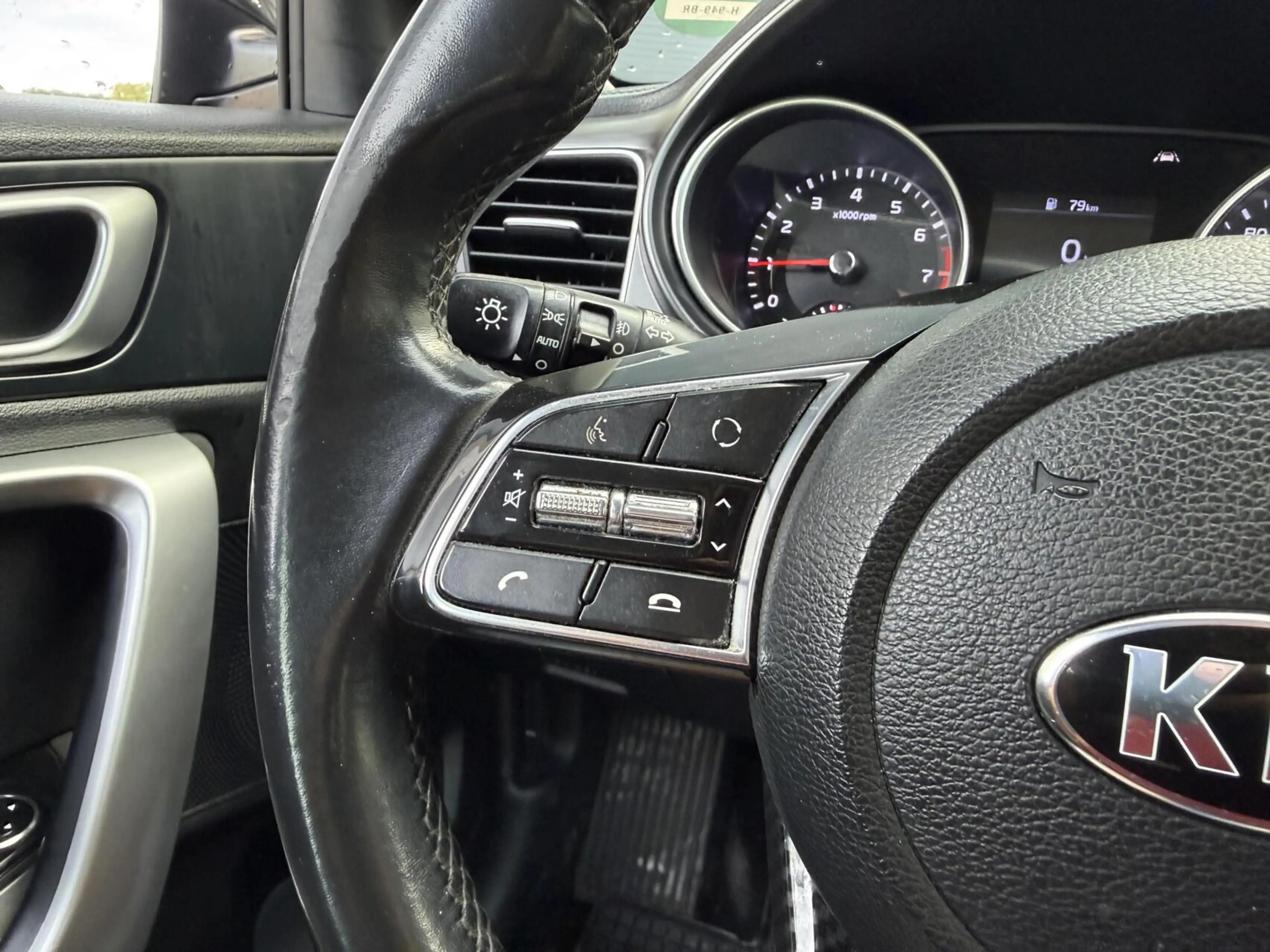 Kia Ceed / cee'd 1.0 T-GDi DynamicLine — photo 10