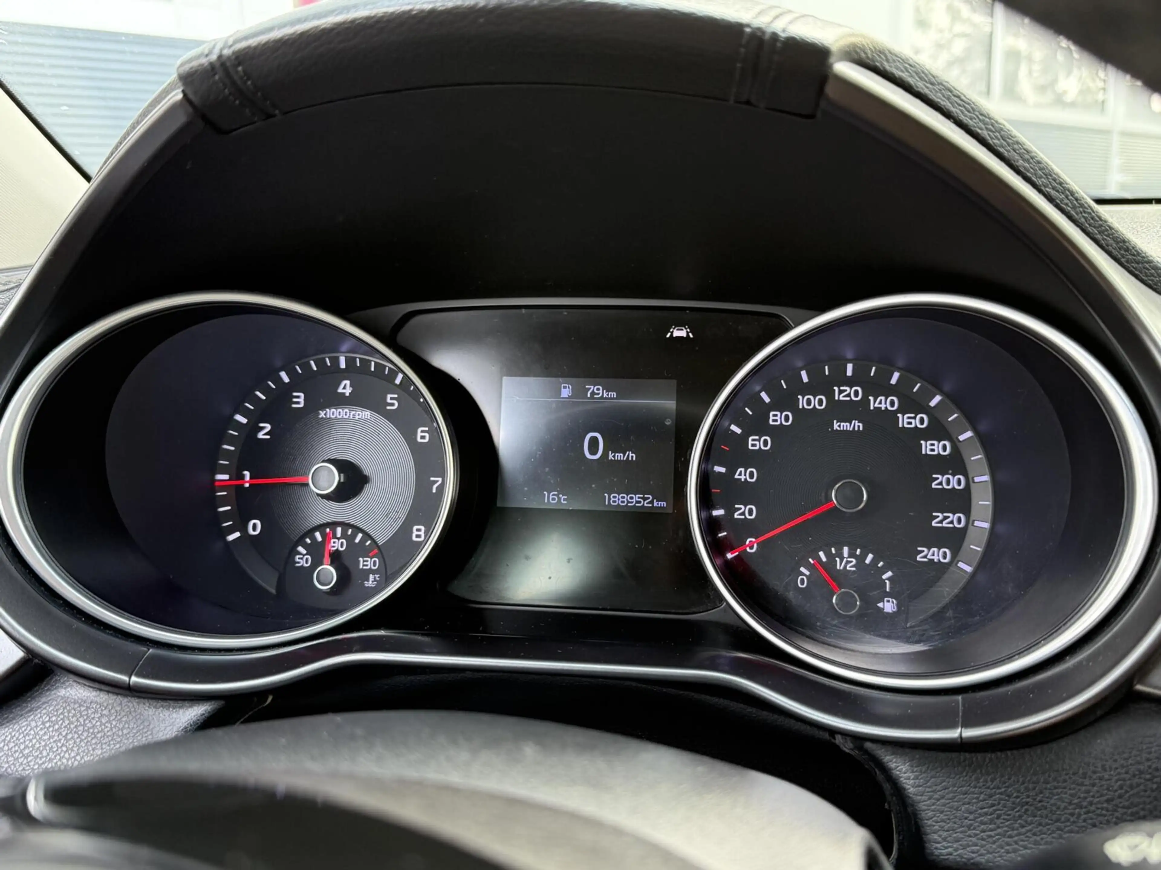 Kia Ceed / cee'd 1.0 T-GDi DynamicLine — photo 9