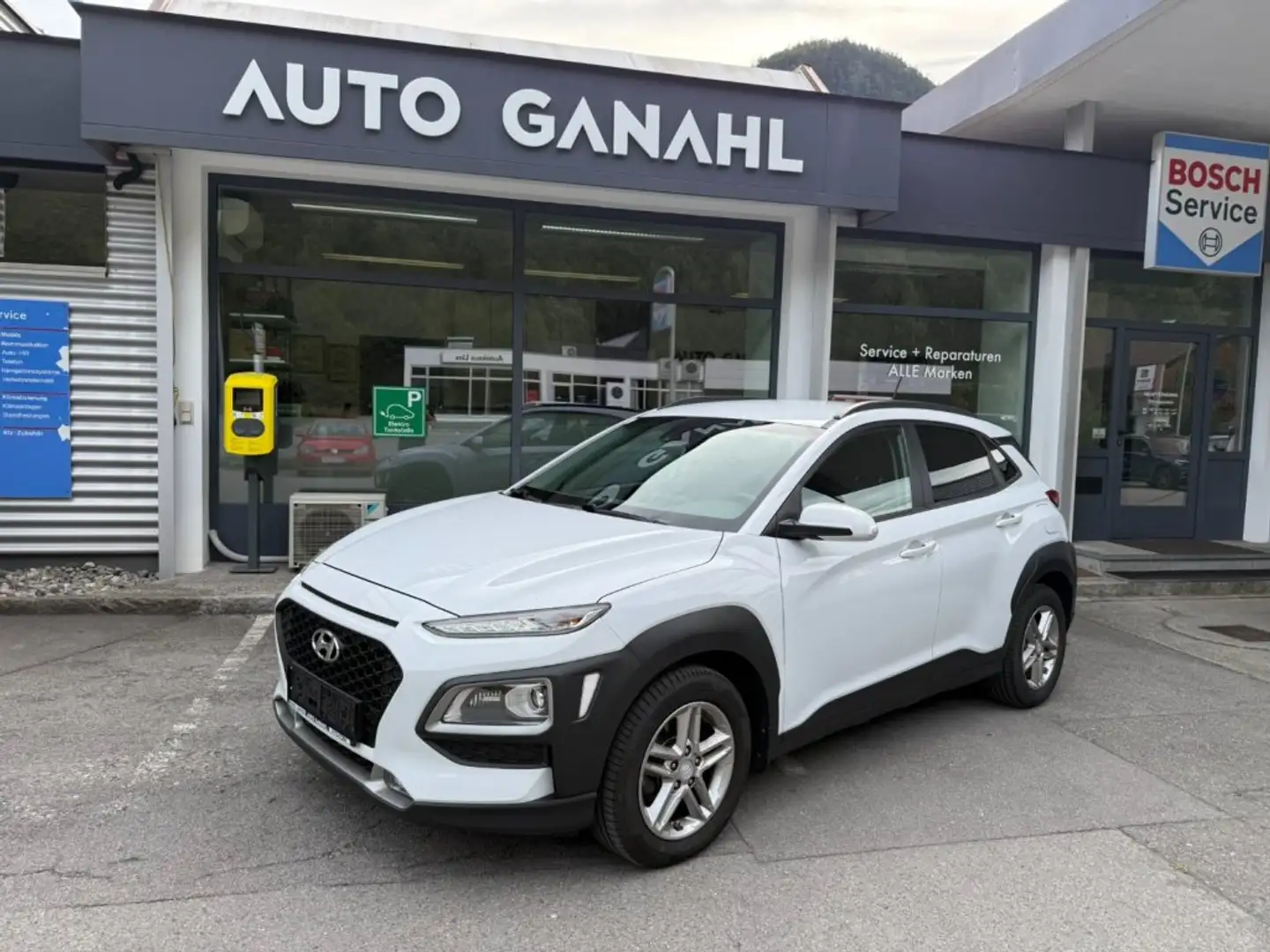 Hyundai KONA Launch 2 1,6 CRDi 4WD DCT 1104q2 Weiß - 1