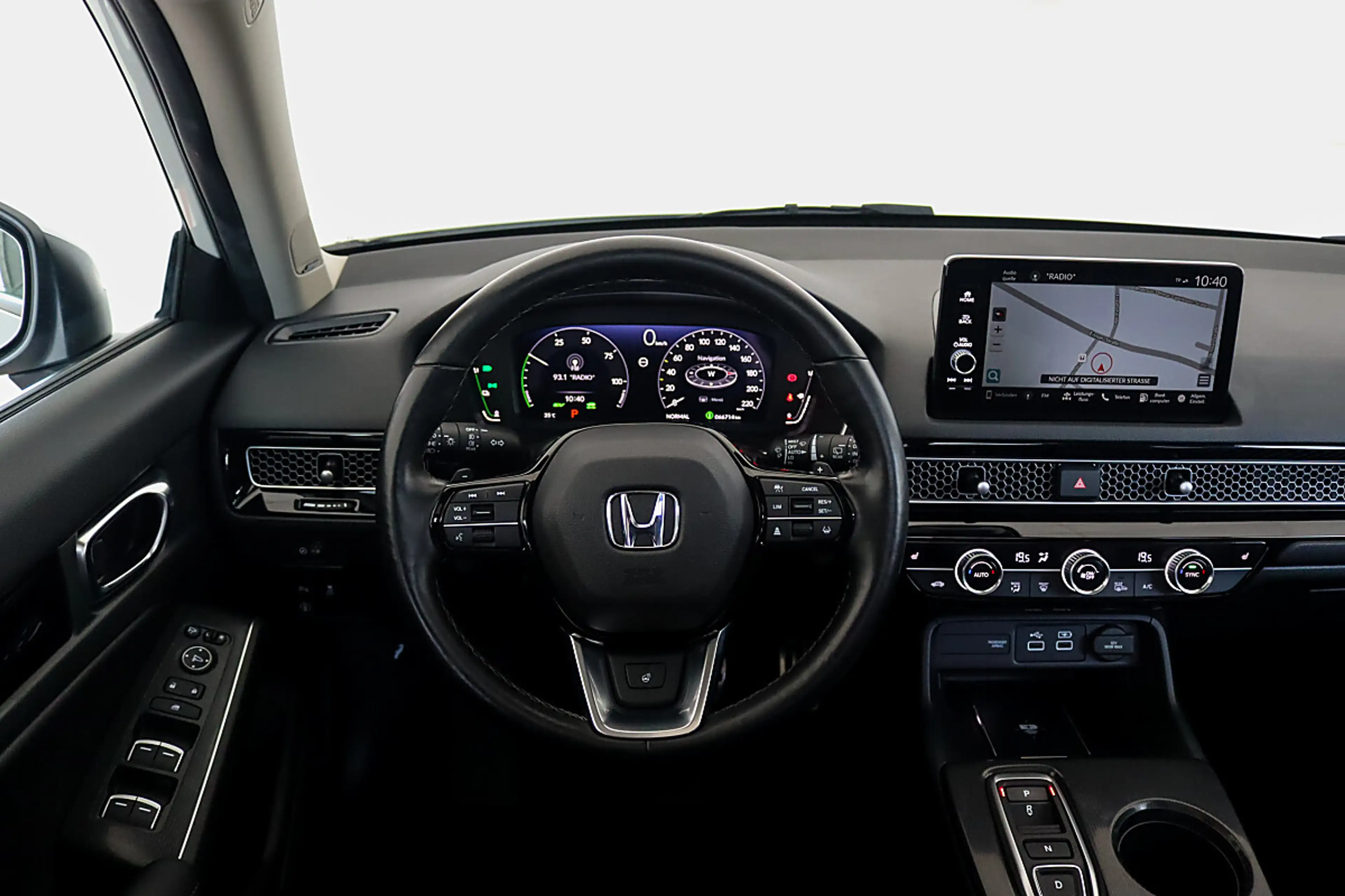 Honda Civic 2.0 i-MMD Hybrid Advance e-CVT Aut. — photo 13