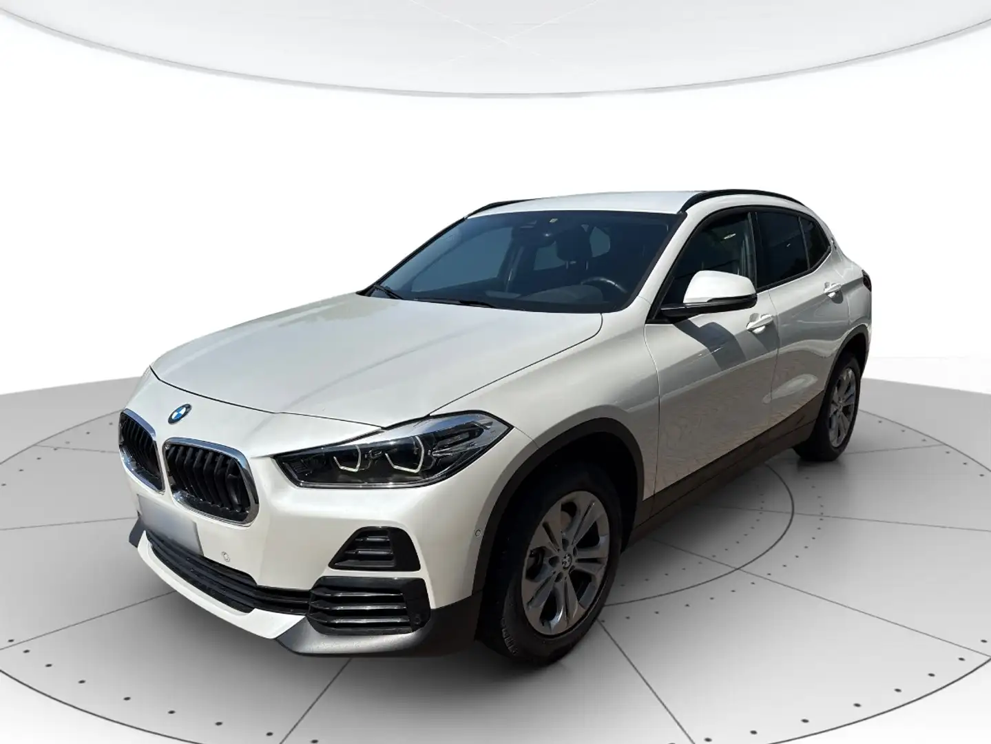 BMW X2 xdrive 18d Business X auto Bianco - 1