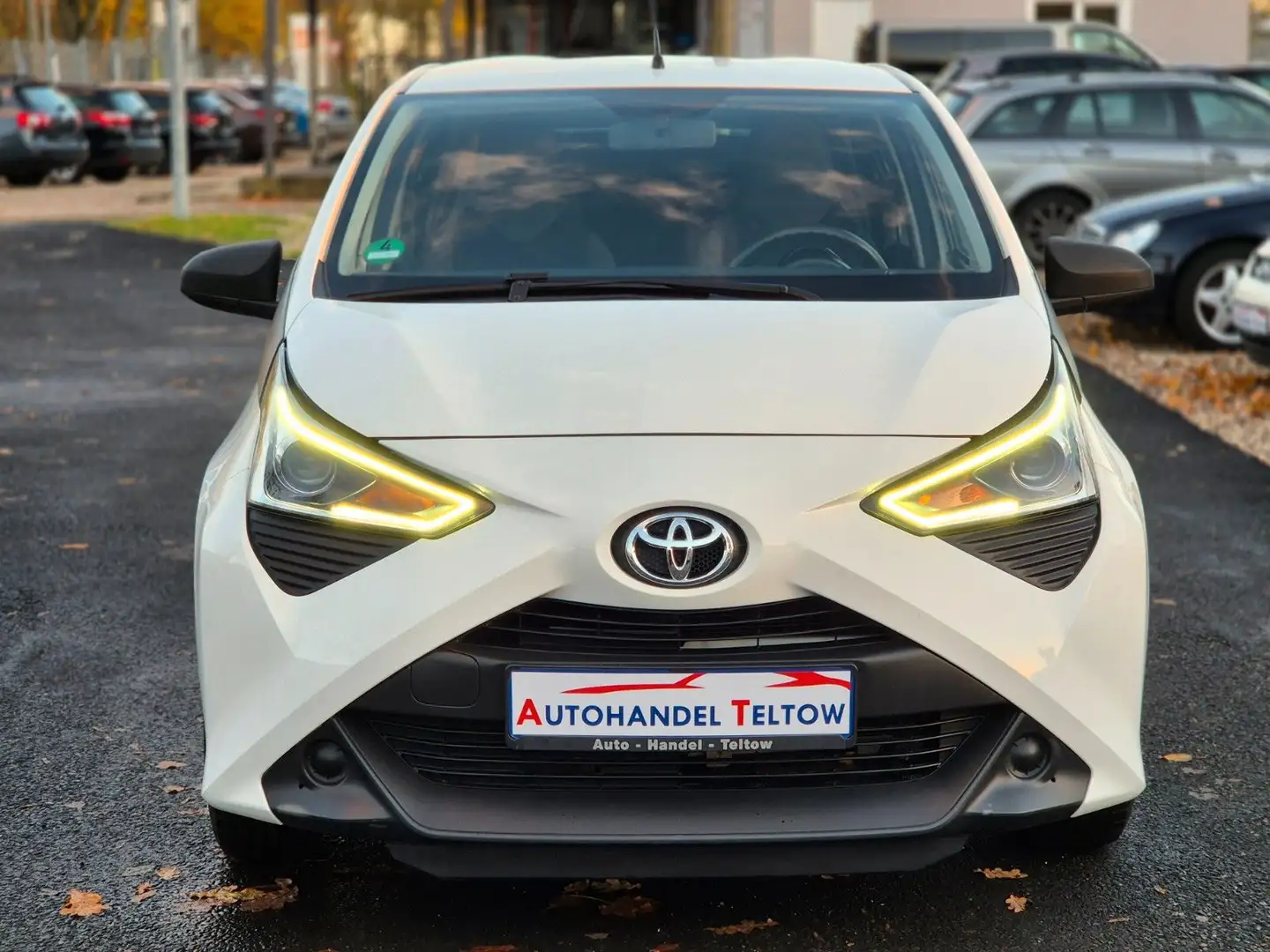 Toyota Aygo AYGO x *LED *Klima *Sitzheizung *PDC Blanc - 2